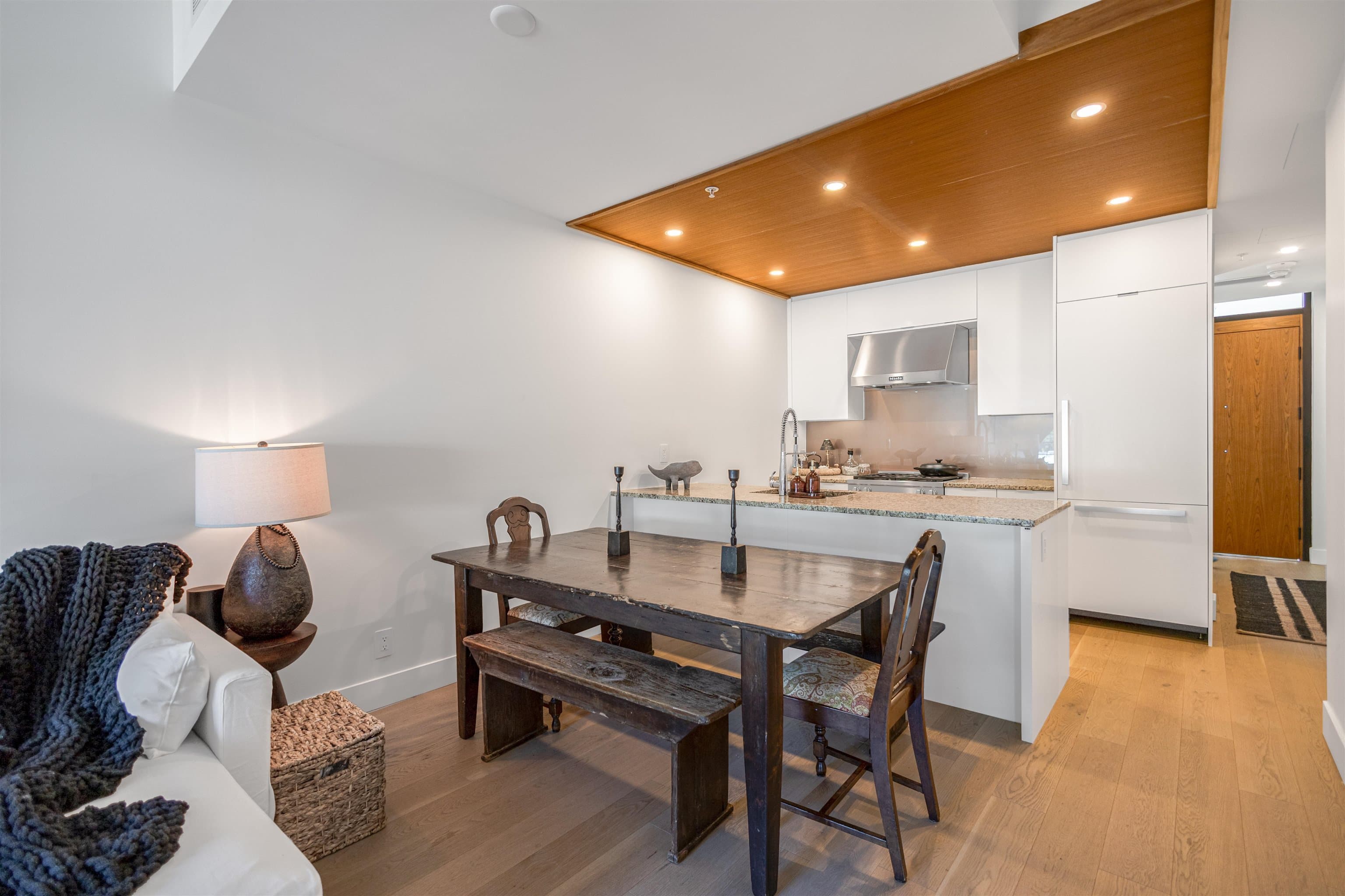 408 - 6687 Nelson Avenue, West Vancouver, V7W 2B2 — photo 5