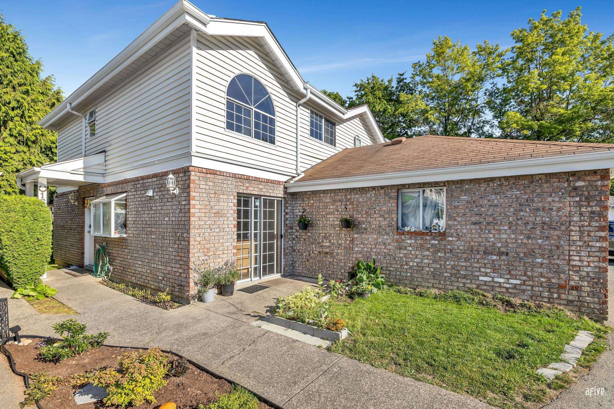 151 - 12233 92 Avenue, Surrey, V3V 7S4 — photo 4