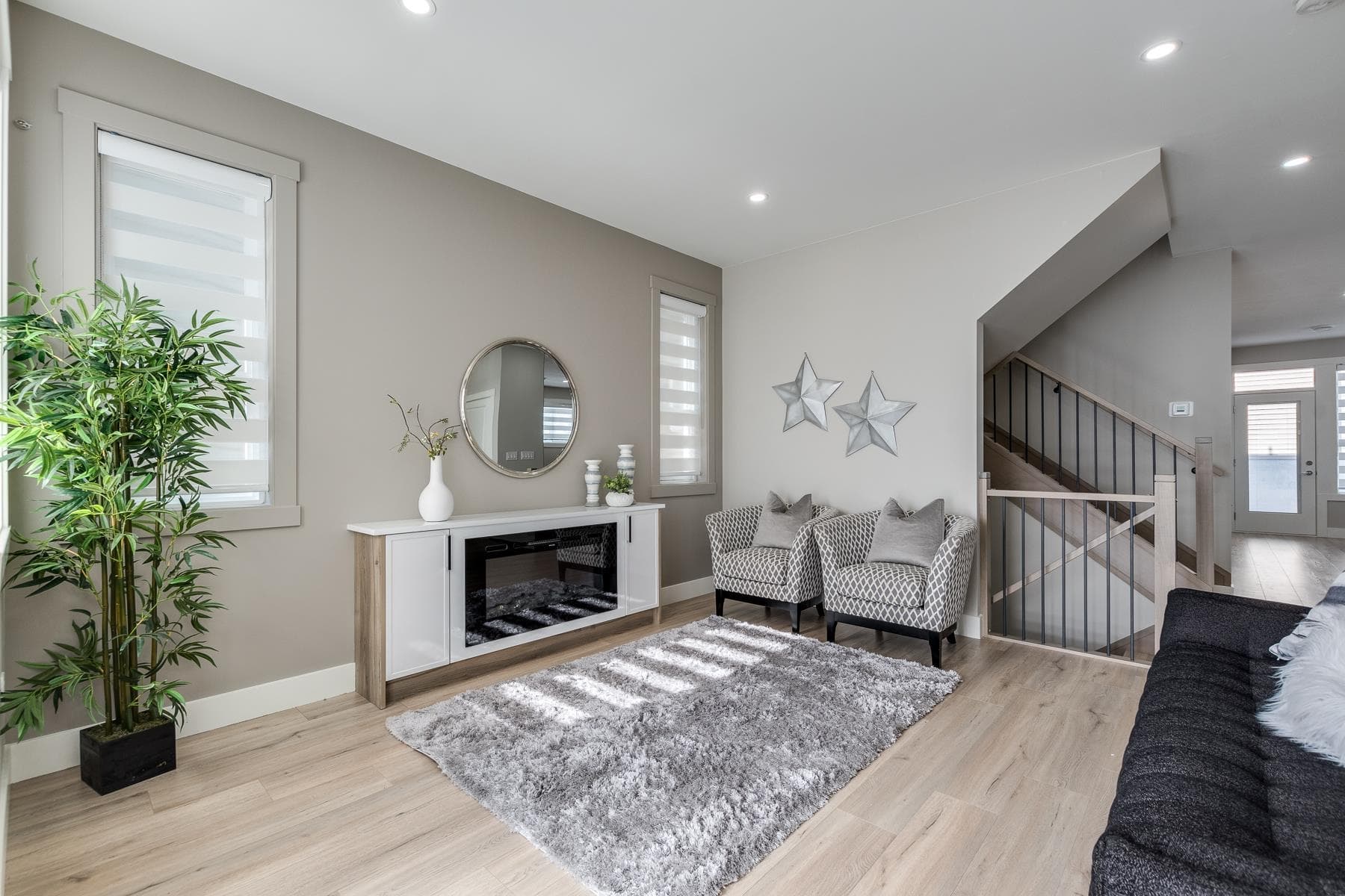 3427 Victoria Drive, Coquitlam, V3B 2V5 — photo 2