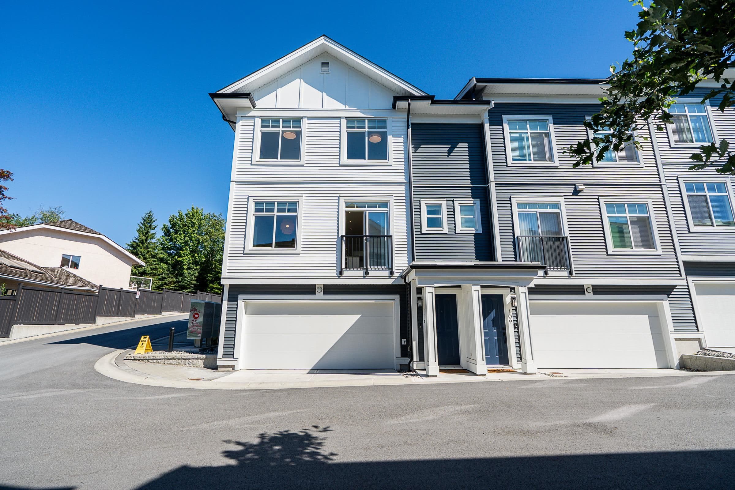 110 - 3489 Baycrest Avenue, Coquitlam, V3B 0T4 — photo 2