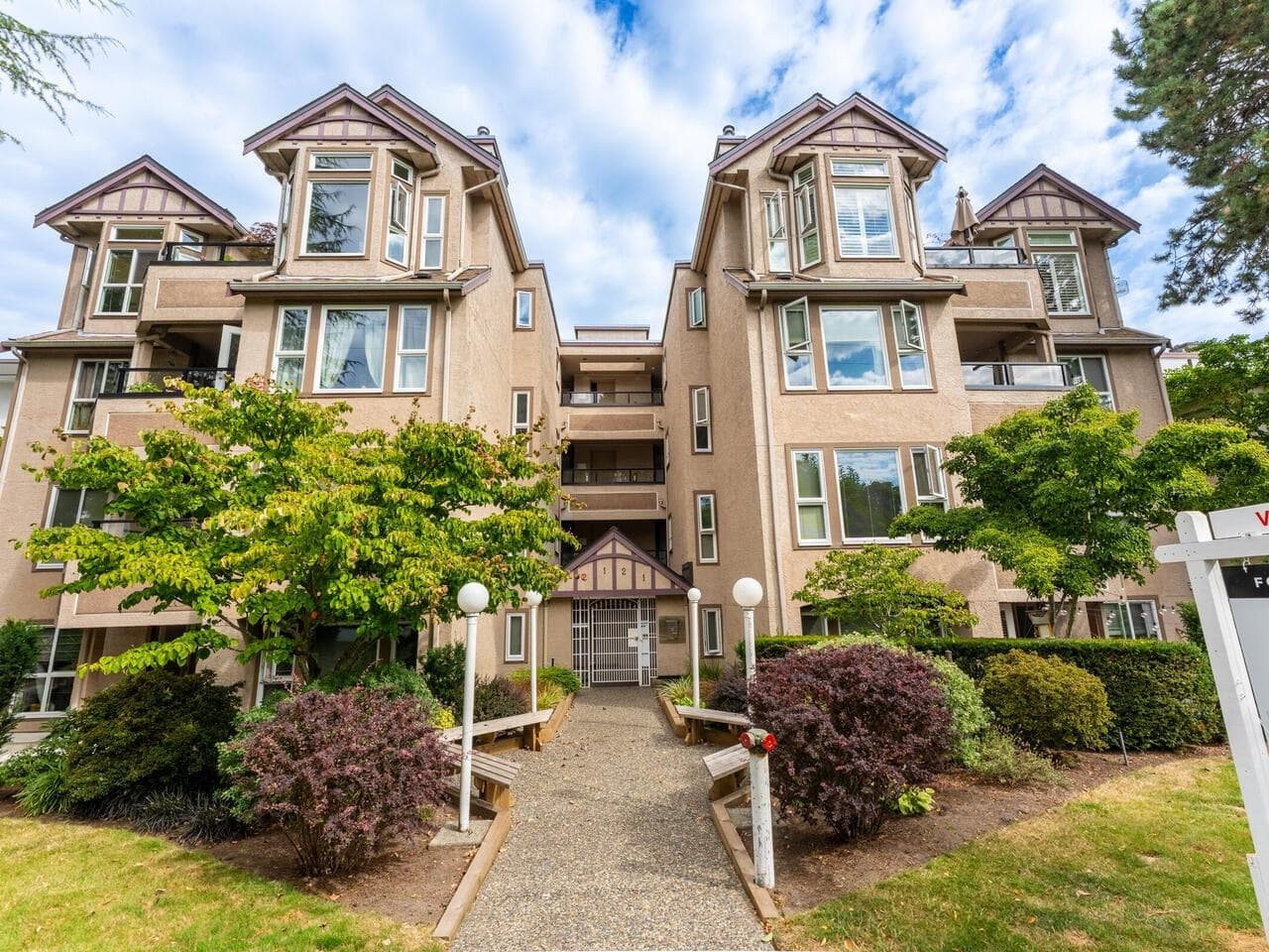 404 - 2121 W 5th Avenue, Vancouver, V6K 1S1 — photo 2