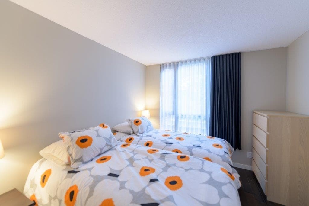 302 - 909 Mainland Street, Vancouver, V6B 1S3 — photo 4