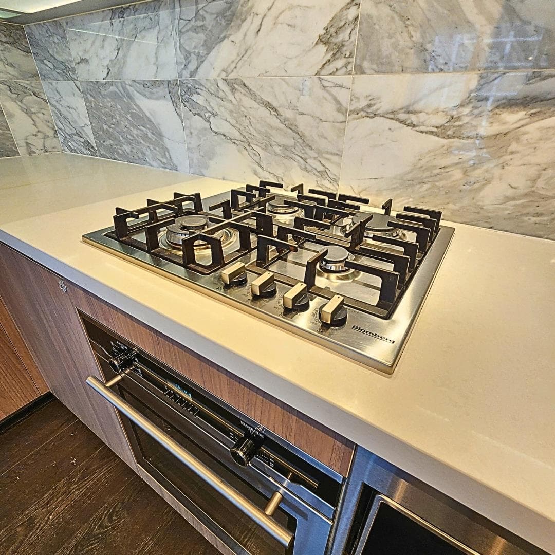1807 - 13750 100 Avenue, Surrey, V3T 5X7 — photo 3