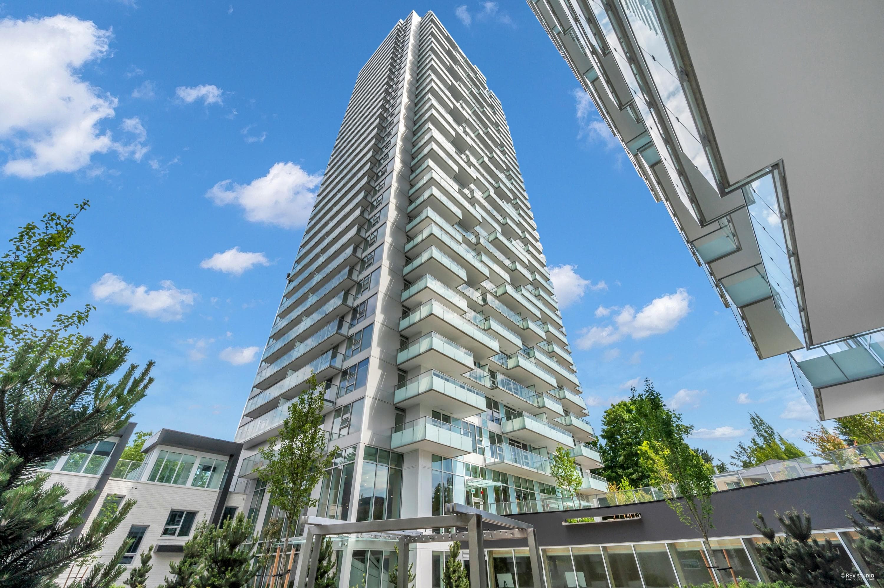 1606 - 13778 100 Avenue, Surrey, V3T 0V3 — photo 3
