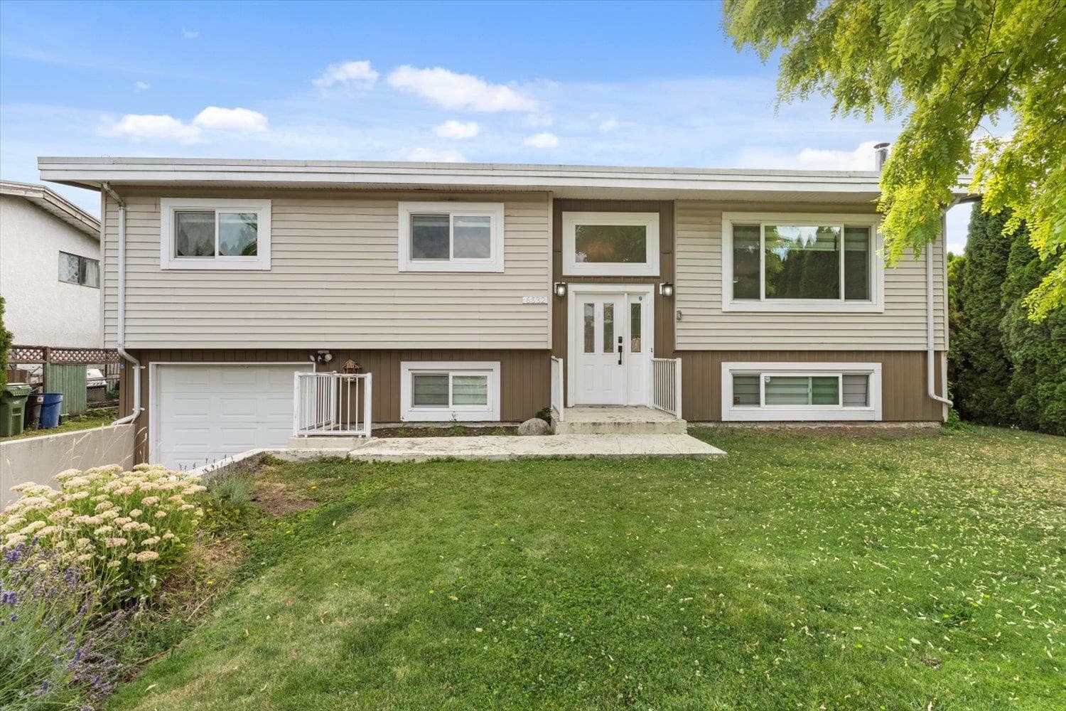 6532 Dayton Drive, Chilliwack, V2R 1V2 — photo 1