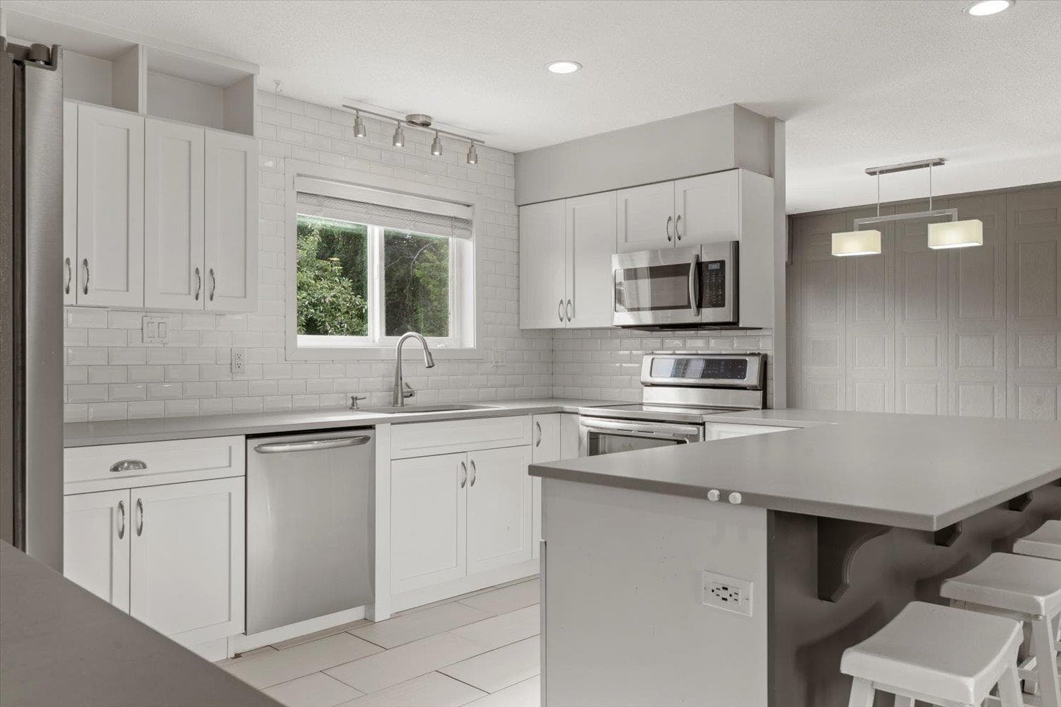 6532 Dayton Drive, Chilliwack, V2R 1V2 — photo 4