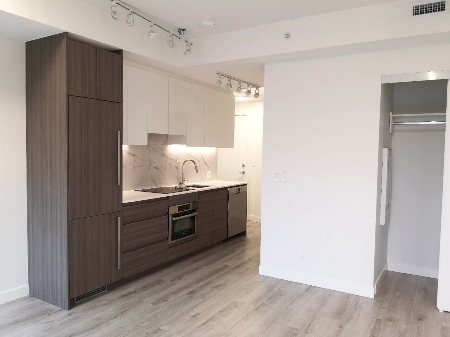 1201 - 10626 City Parkway, Surrey, V3T 0S3 — photo 2