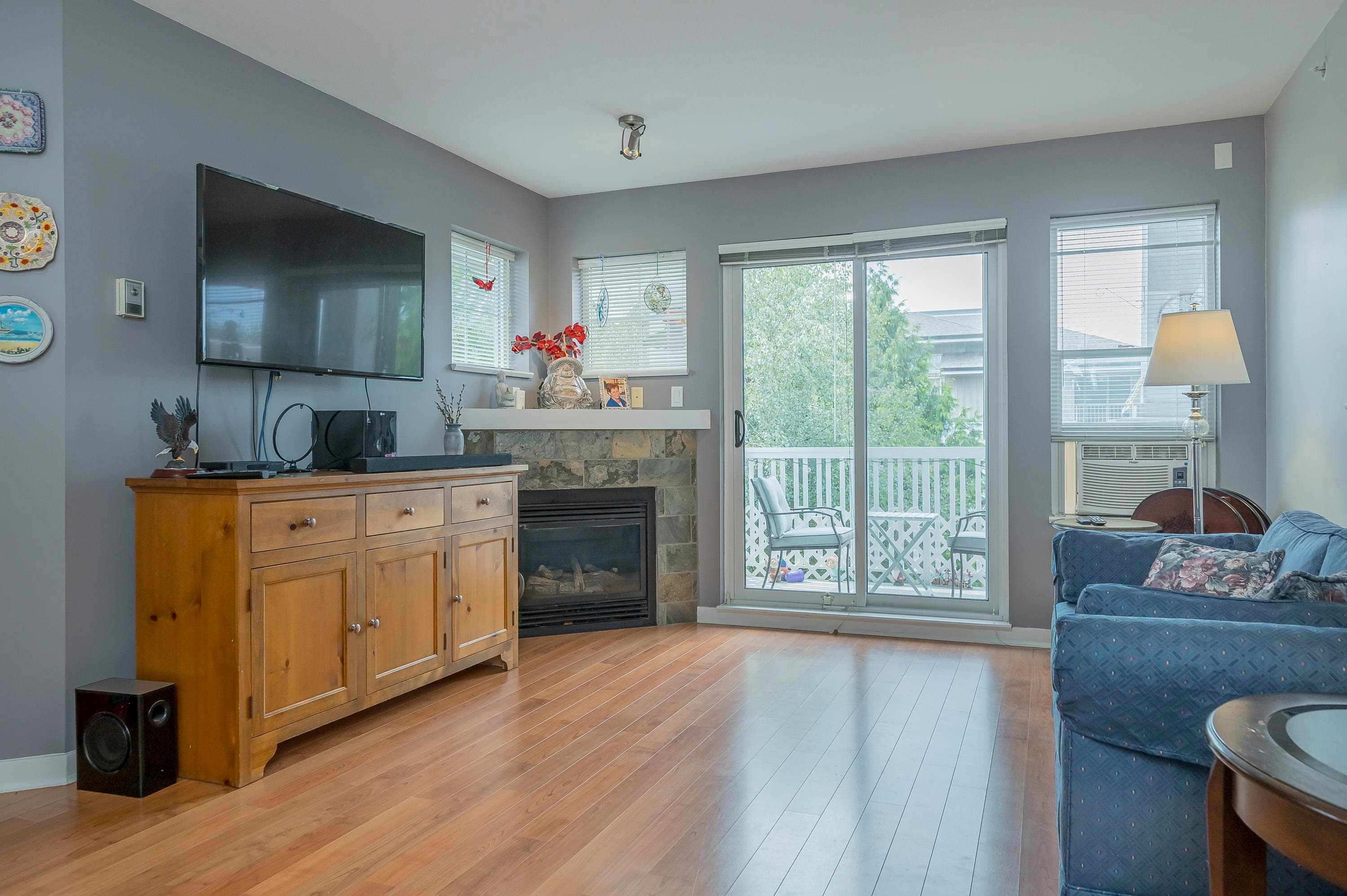 410 - 20750 Duncan Way, Langley, V3A 9J6 — photo 5