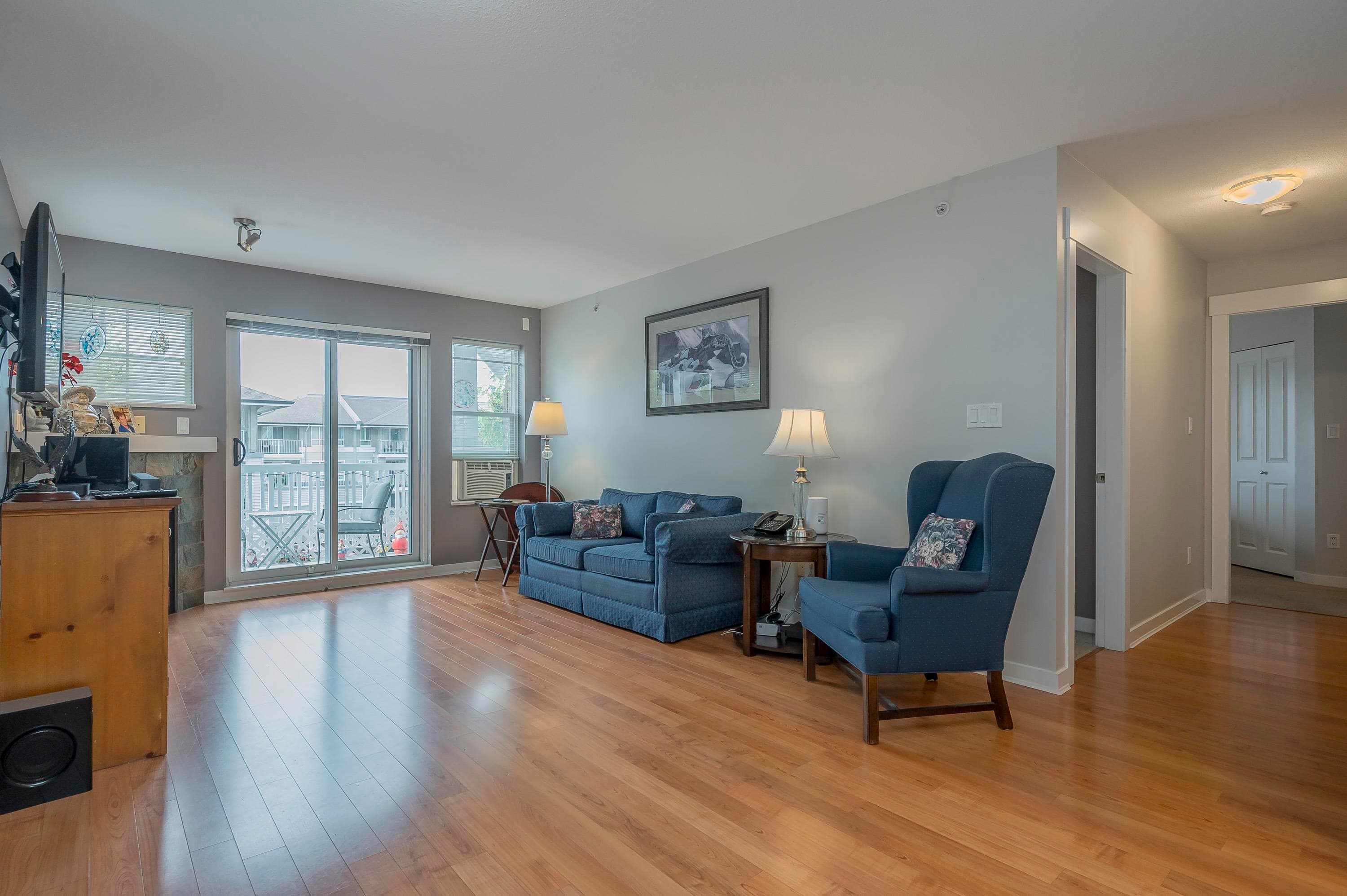 410 - 20750 Duncan Way, Langley, V3A 9J6 — photo 4