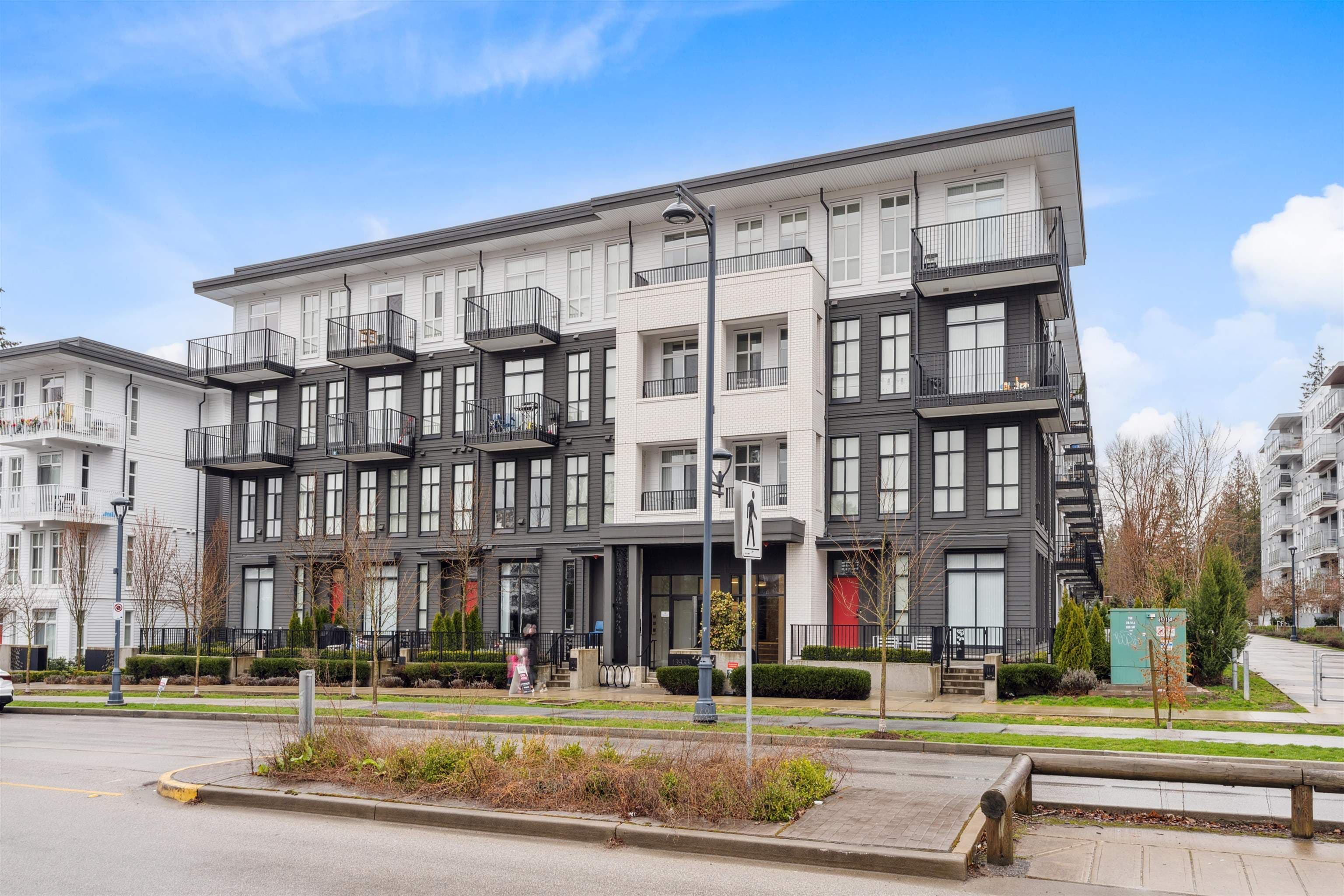 210 - 13933 105 Boulevard, Surrey, V3T 0R6 — photo 3