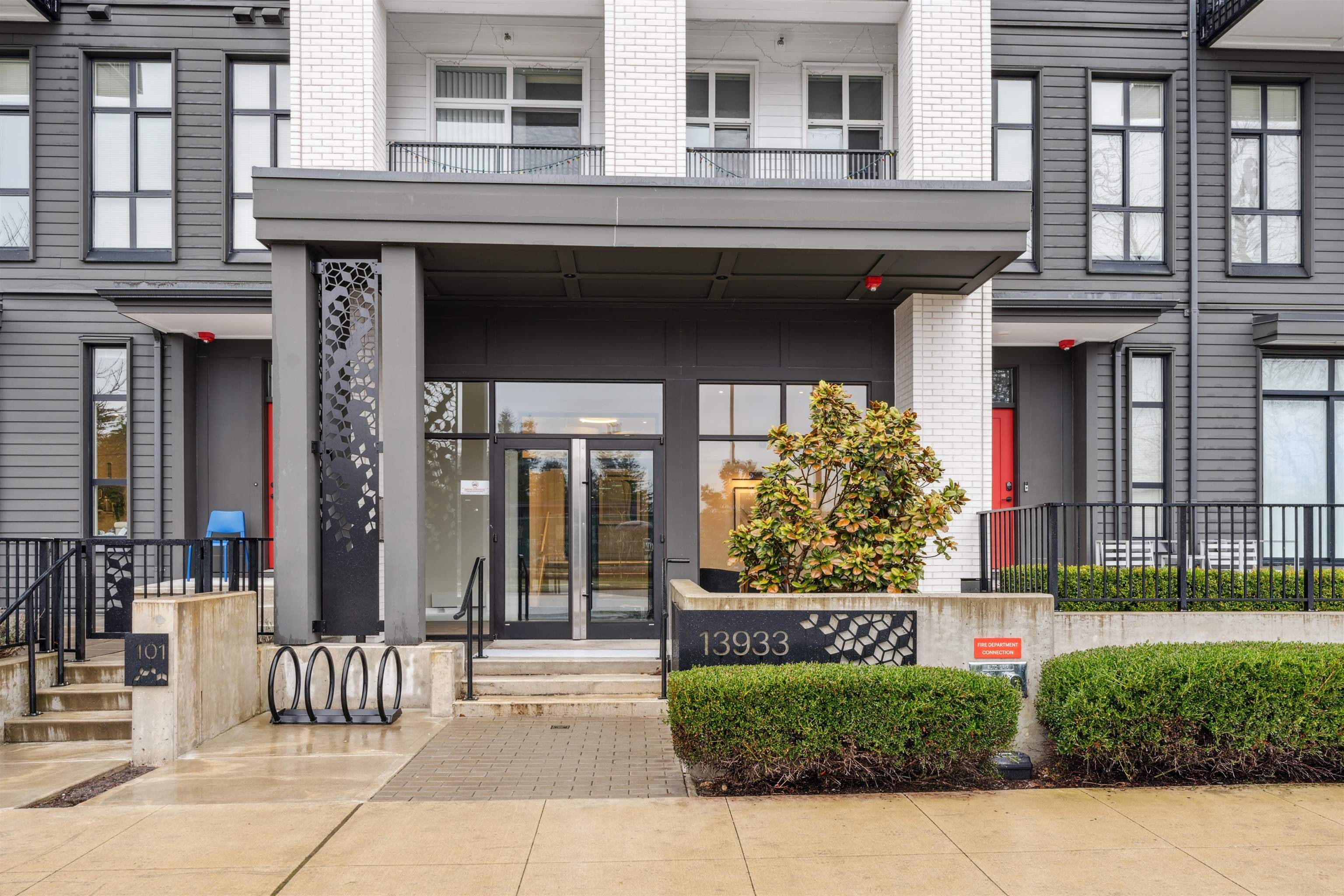210 - 13933 105 Boulevard, Surrey, V3T 0R6 — photo 4