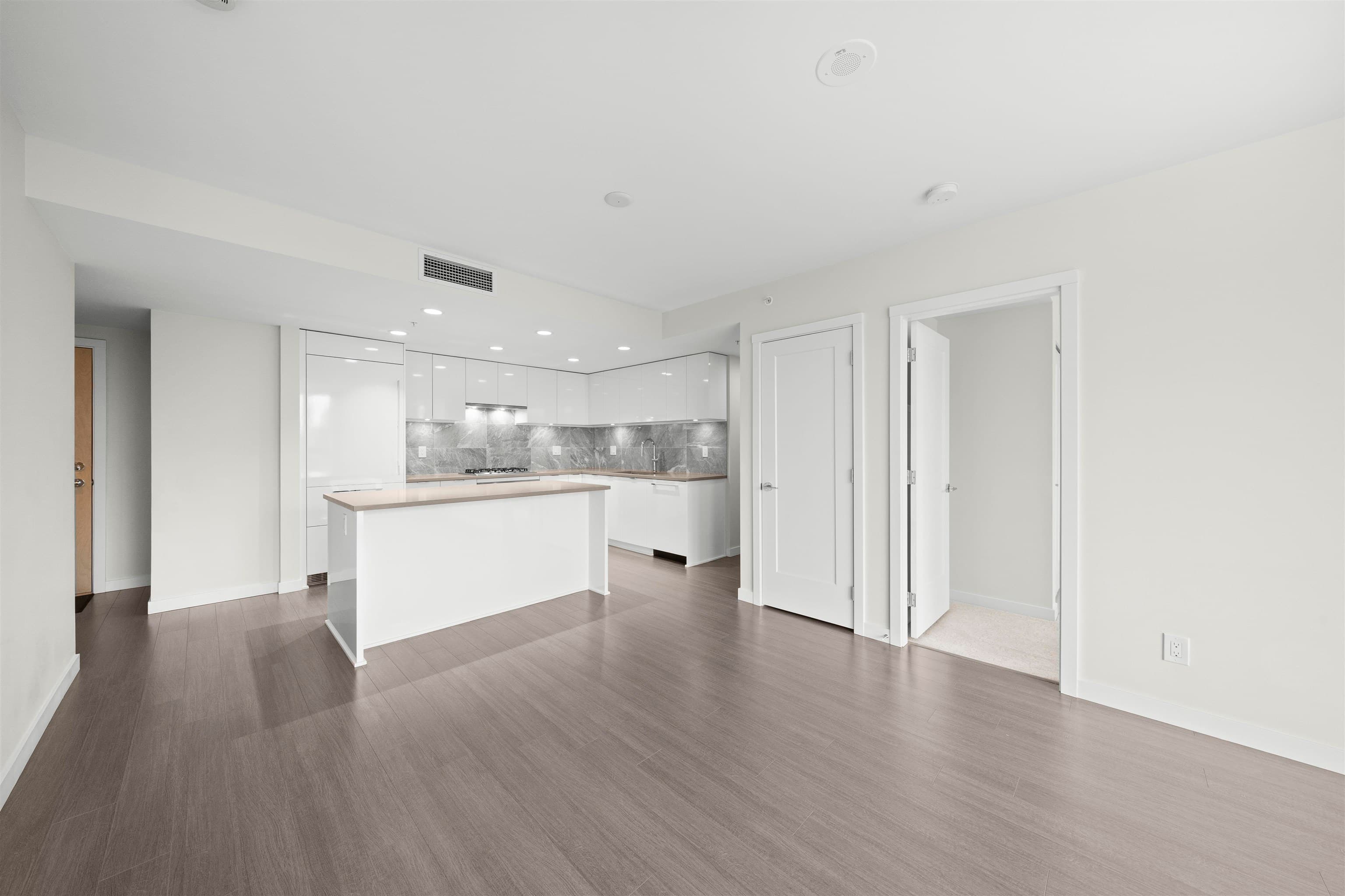 815 - 3699 Sexsmith Road, Richmond, V6X 0W4 — photo 3