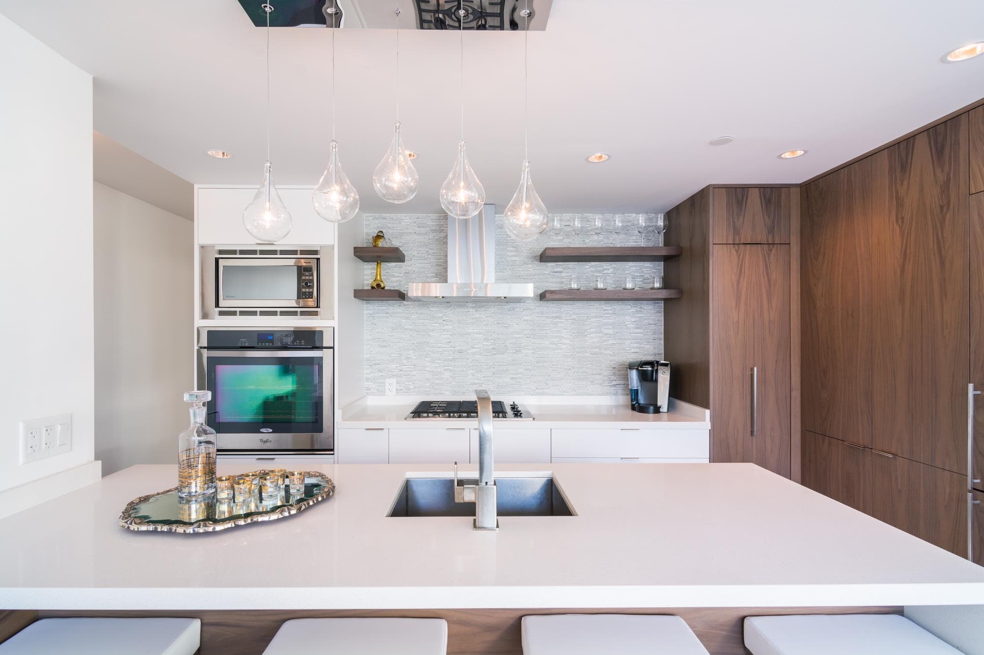 305 - 928 Beatty Street, Vancouver, V6Z 3G6 — photo 2