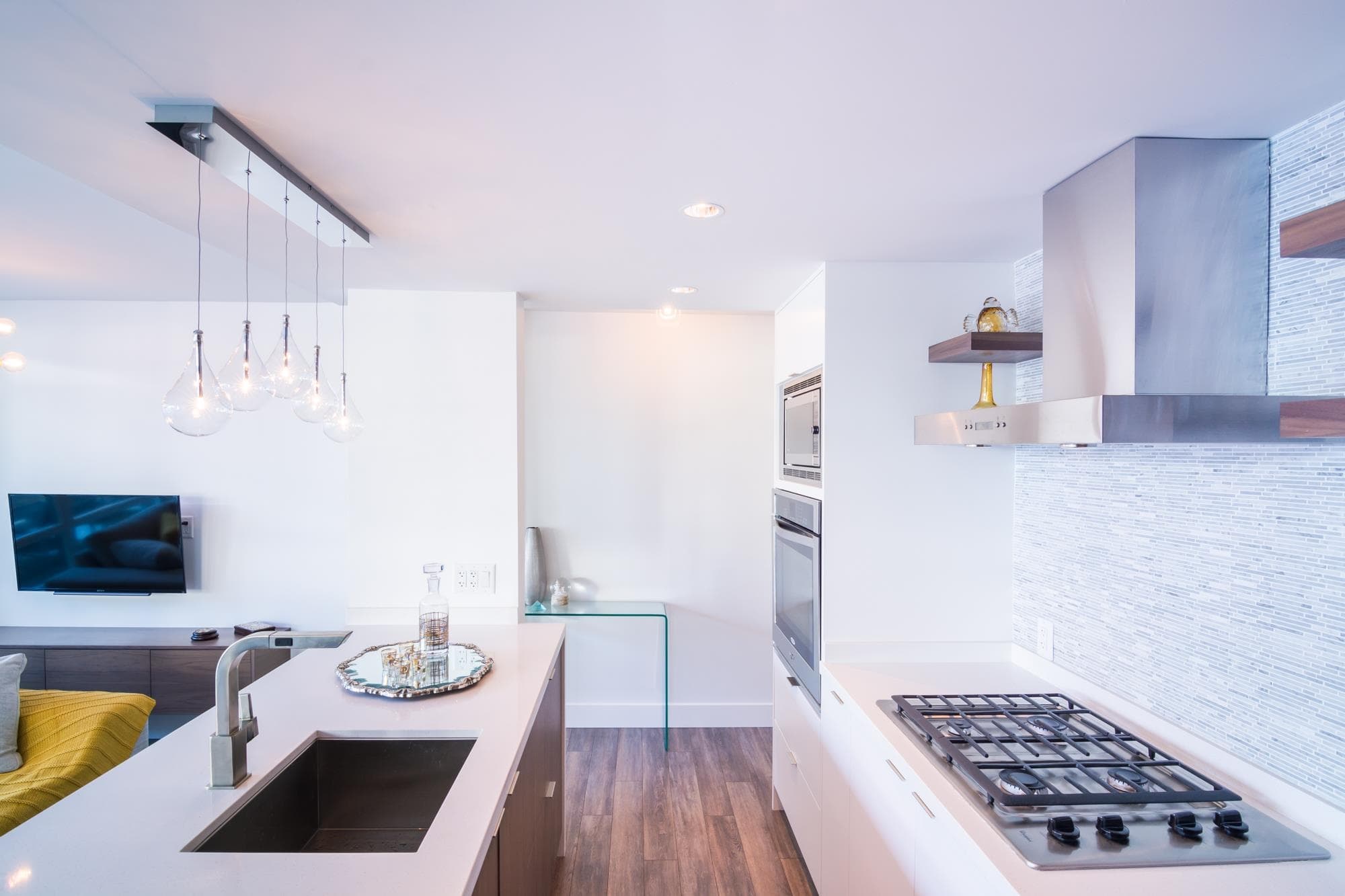 305 - 928 Beatty Street, Vancouver, V6Z 3G6 — photo 3