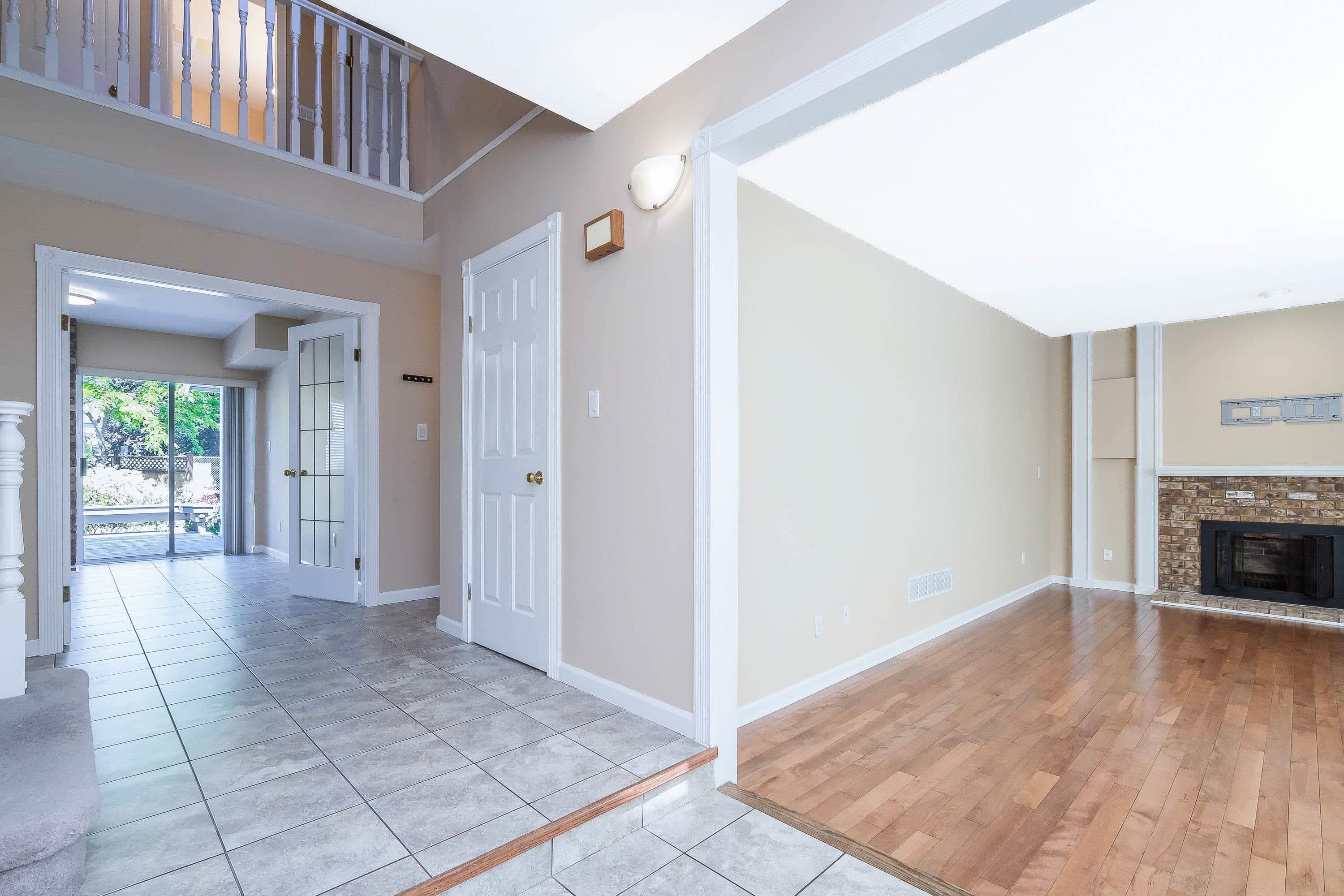 915 Citadel Drive, Port Coquitlam, V3C 5J2 — photo 2