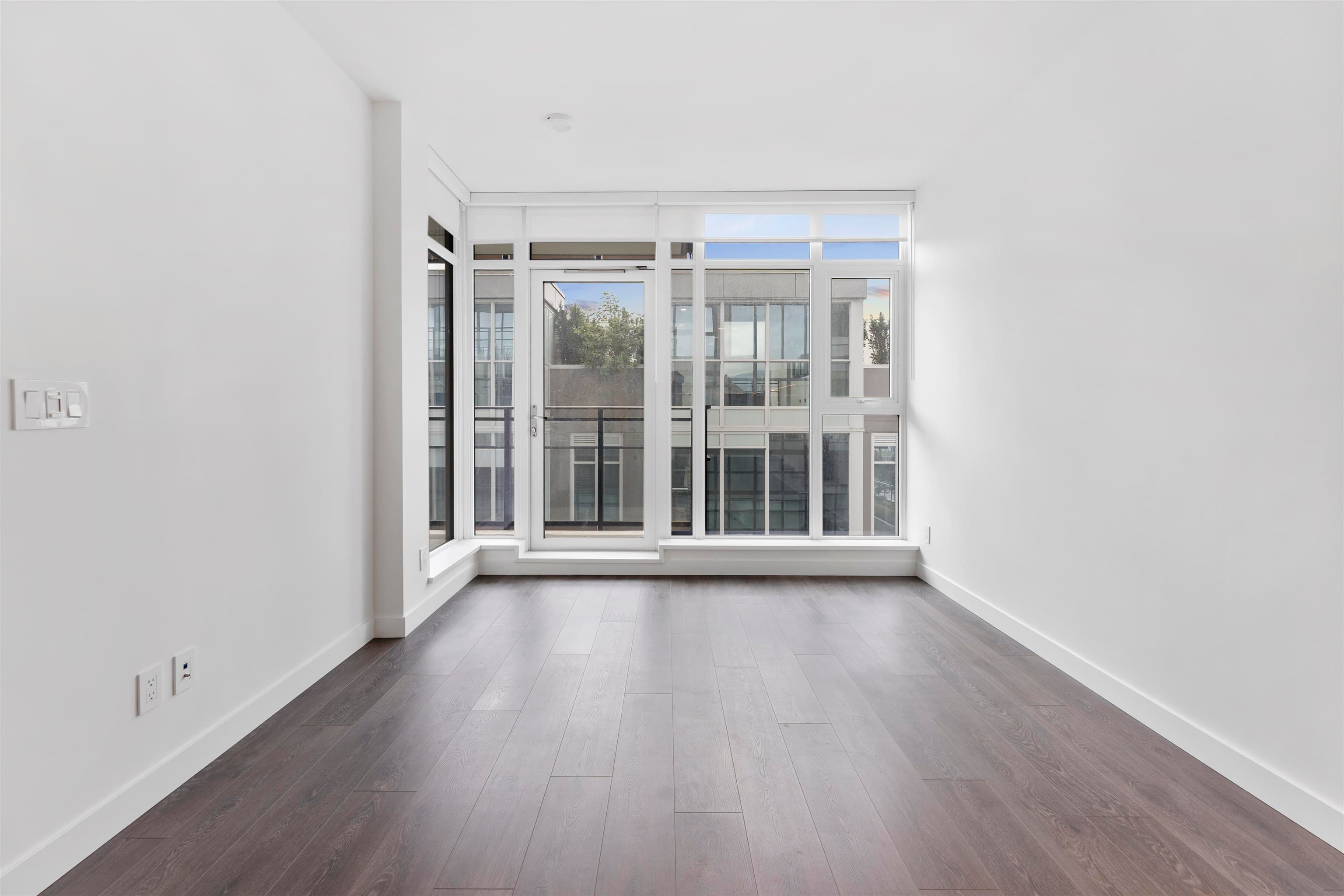 501 - 1045 Austin Avenue, Coquitlam, V3K 0G9 — photo 3