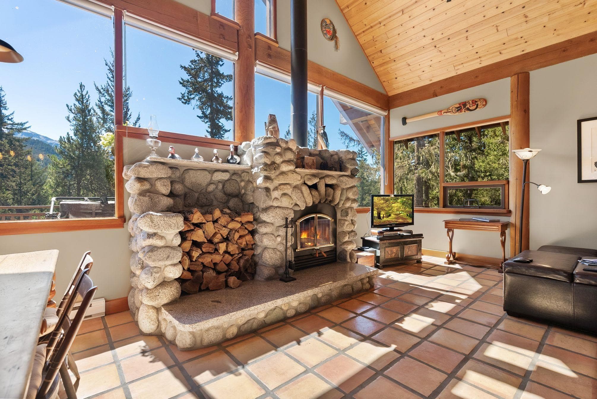 9551 Emerald Drive, Whistler, V8E 0G5 — photo 3