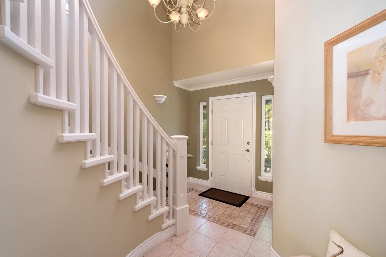 17 Beach Drive, Furry Creek, V8B 1A2 — photo 2