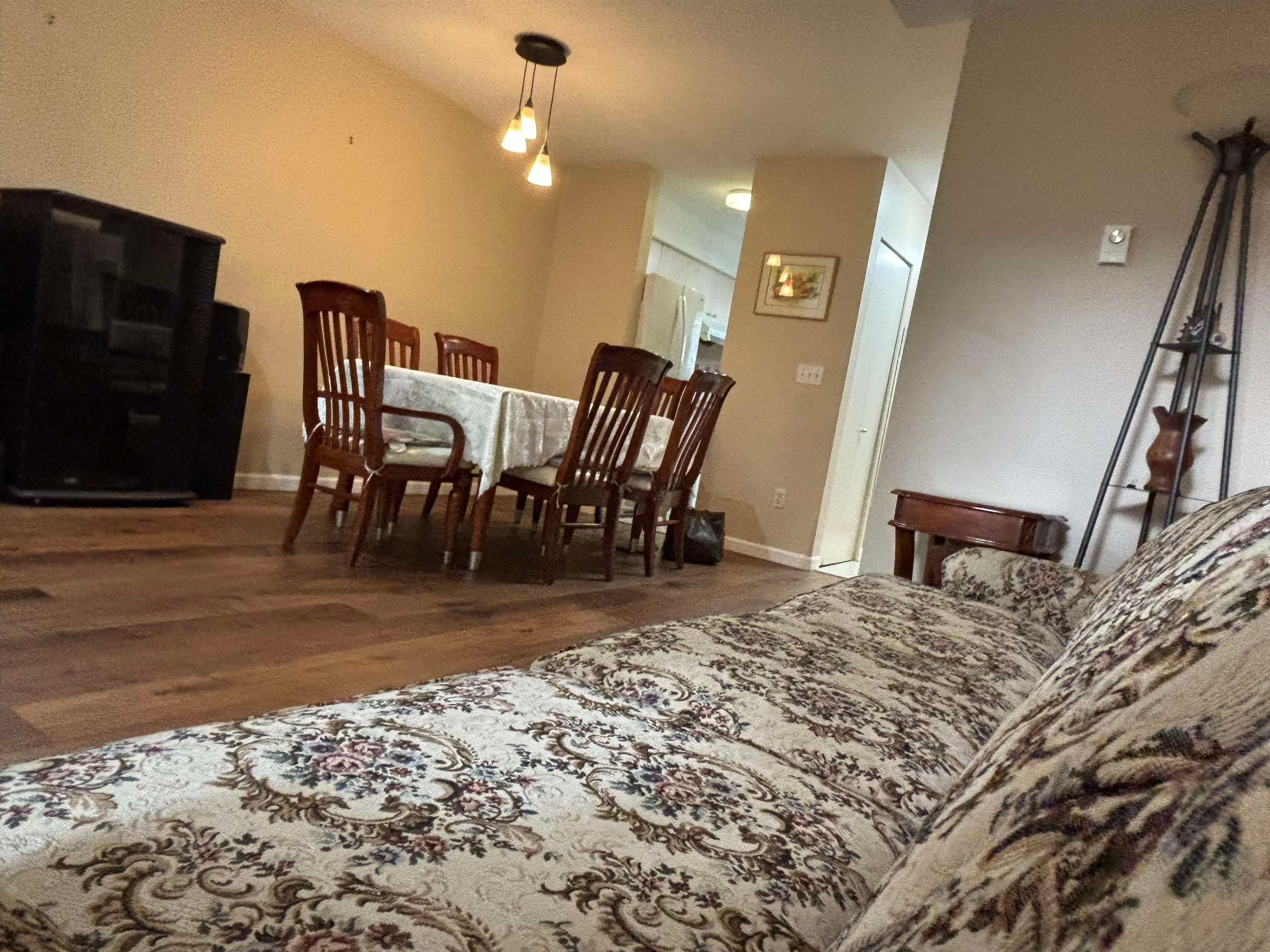 10x - 3683 Wellington Avenue, Vancouver, V5R 4Z5 — photo 4