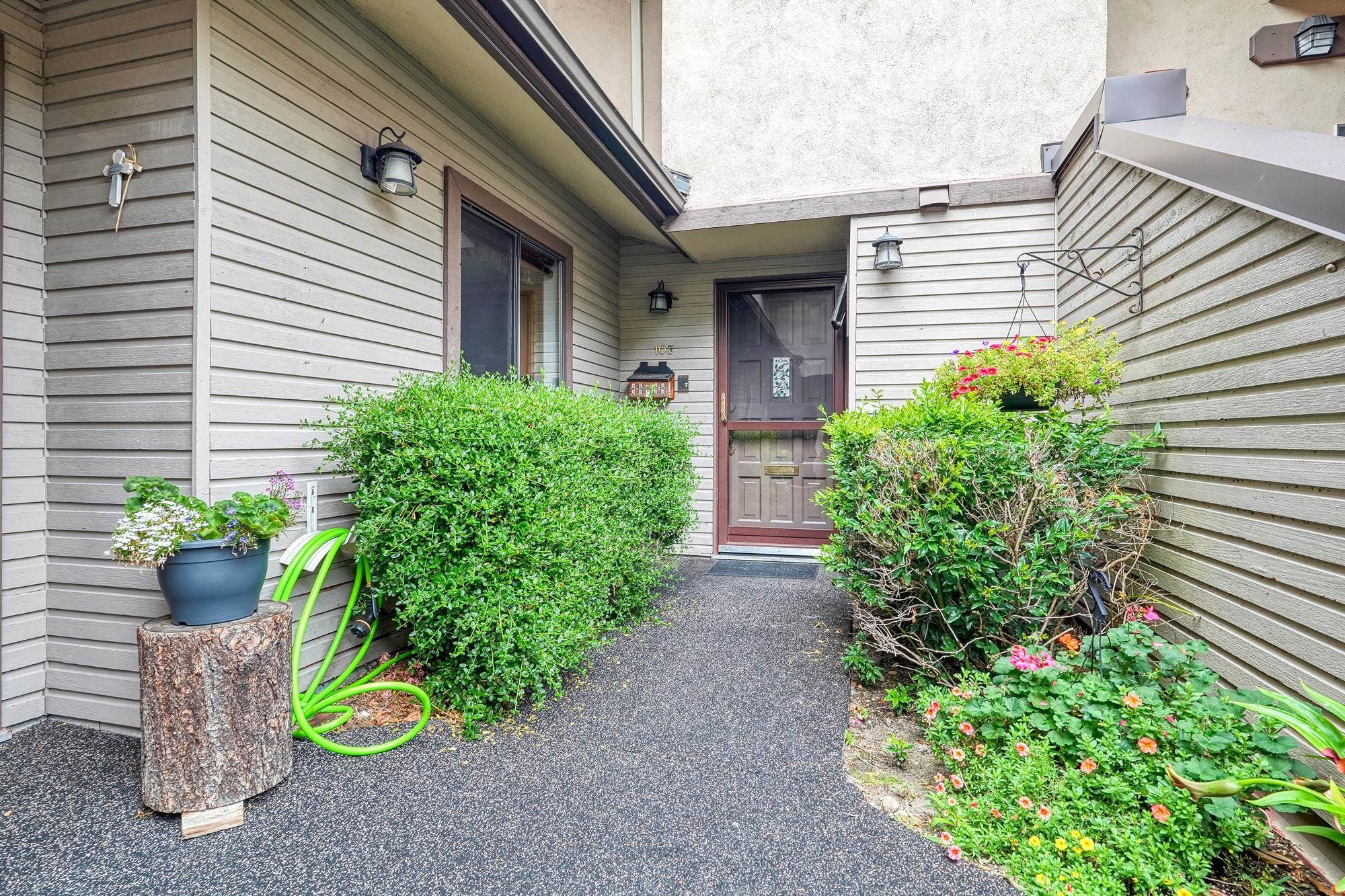 103 - 12749 16 Avenue, Surrey, V4A 1N2 — photo 2