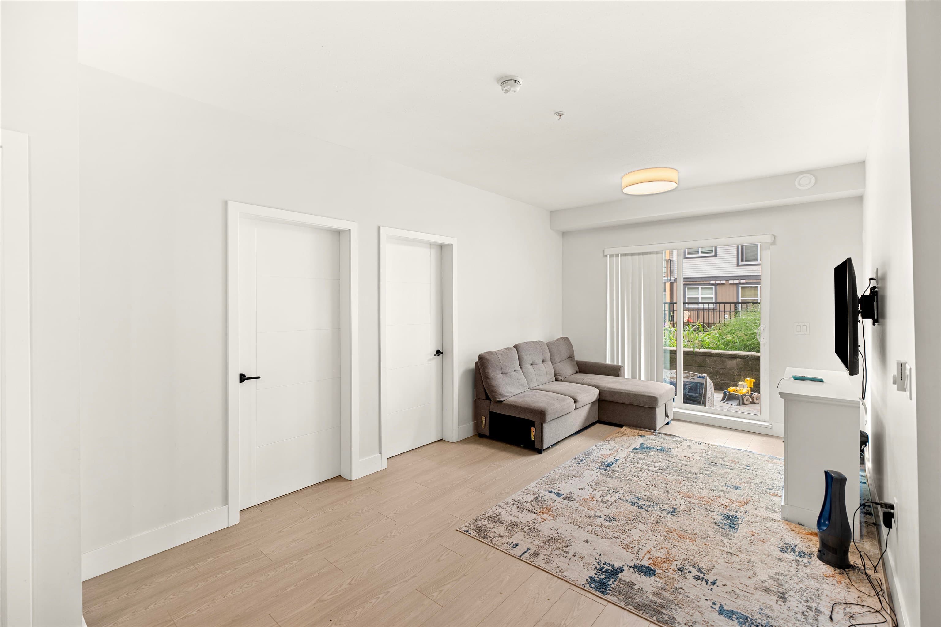113 - 5486 199a Street, Langley, V3A 1J6 — photo 1