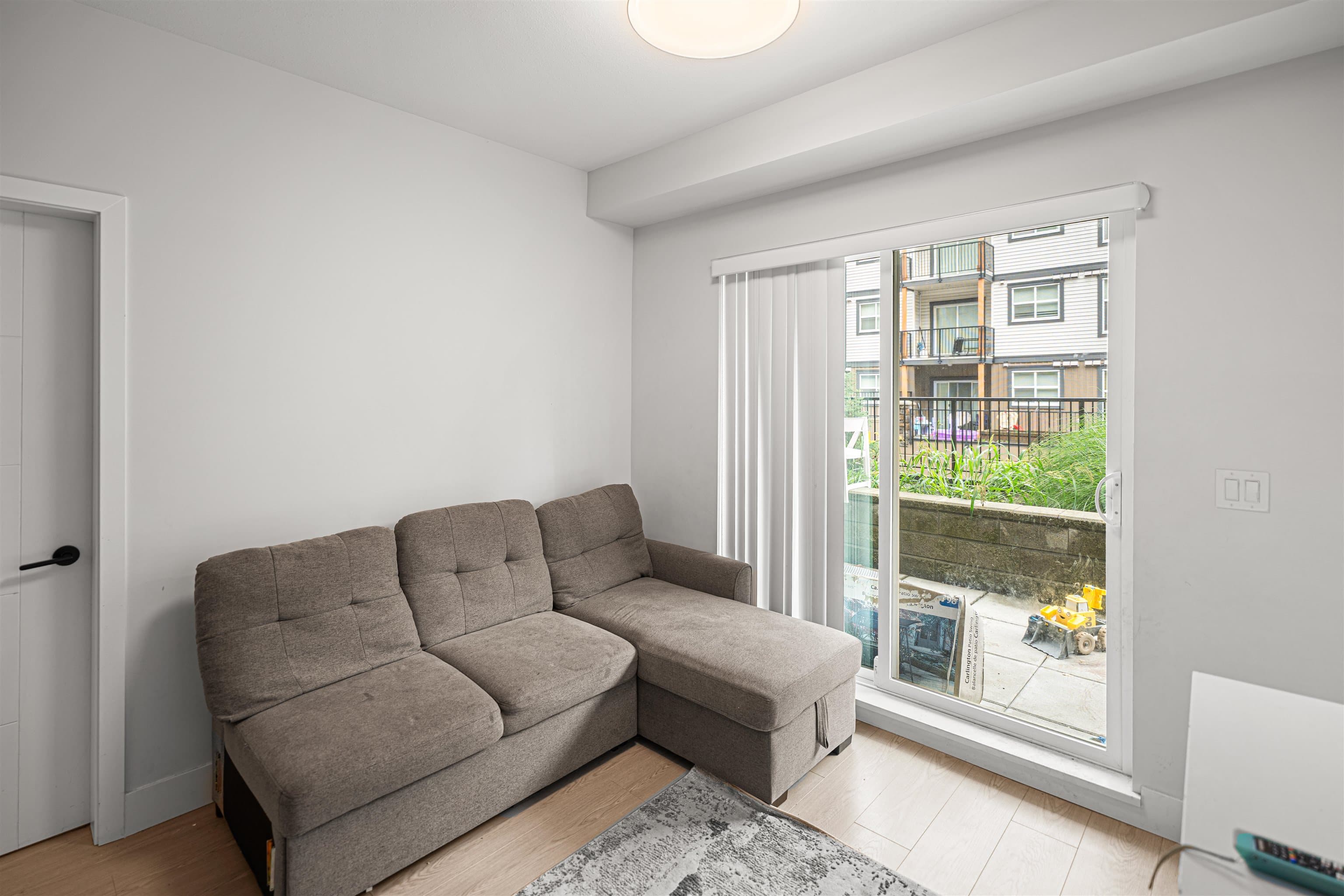 113 - 5486 199a Street, Langley, V3A 1J6 — photo 4
