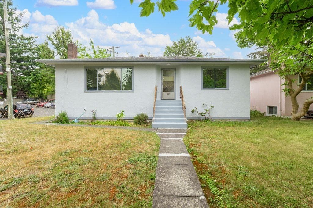 3008 Garden Drive, Vancouver
