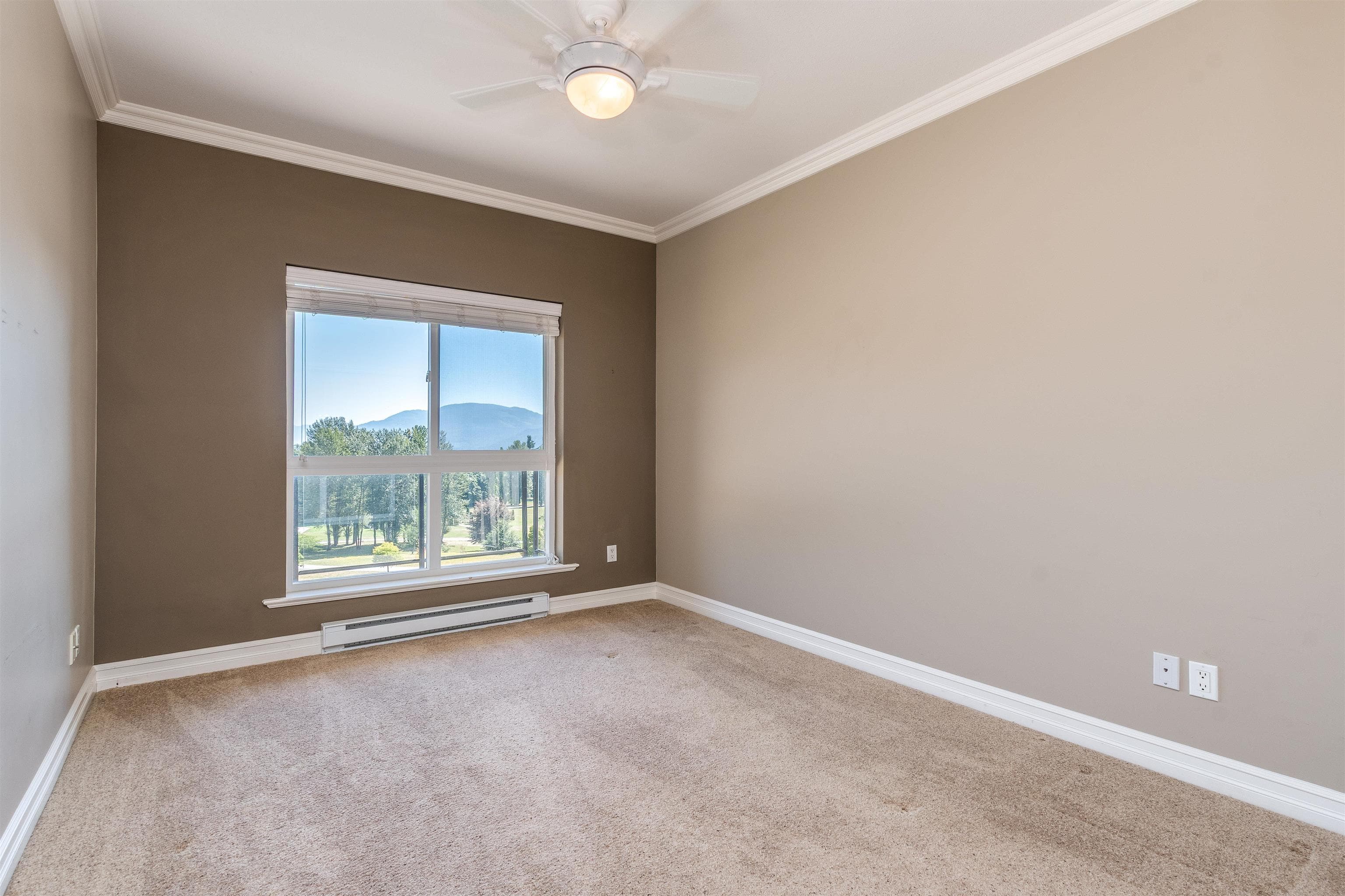 307 - 33755 7 Avenue, Mission, V2V 0A4 — photo 3