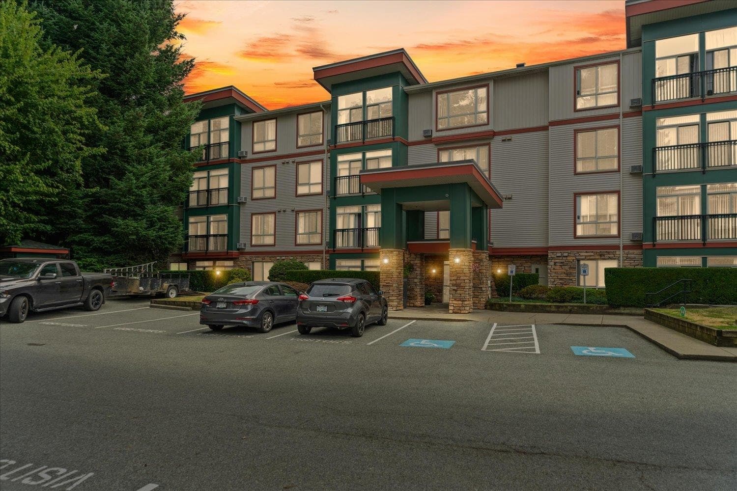 303 - 33485 South Fraser Way, Abbotsford