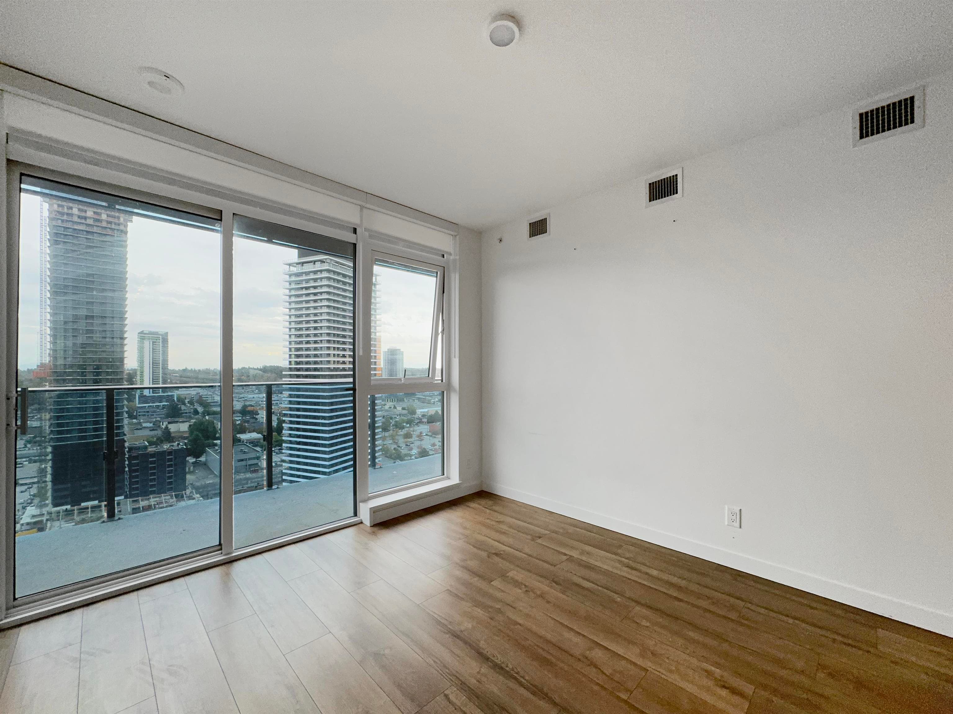 23xx - 13428 105 Avenue, Surrey, V3T 0S6 — photo 5