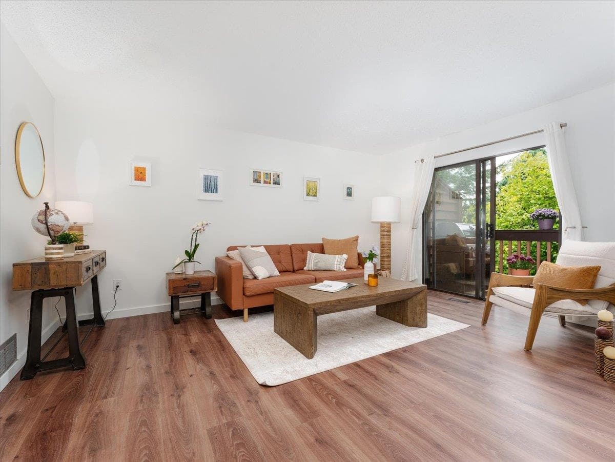 402 Cardiff Way, Port Moody, V3H 3T1 — photo 4
