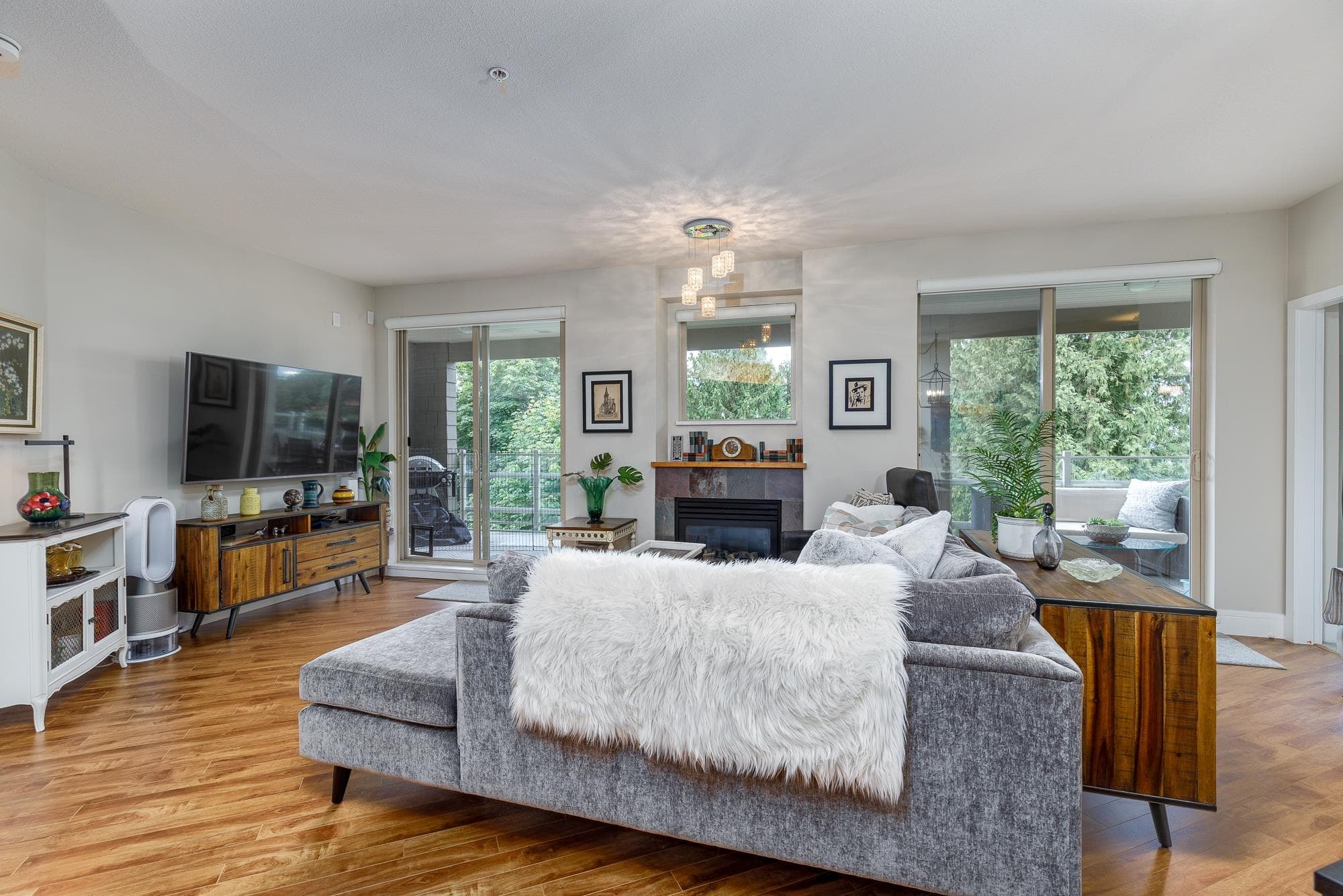 301 - 560 Raven Woods Drive, North Vancouver, V7G 2T3 — photo 5