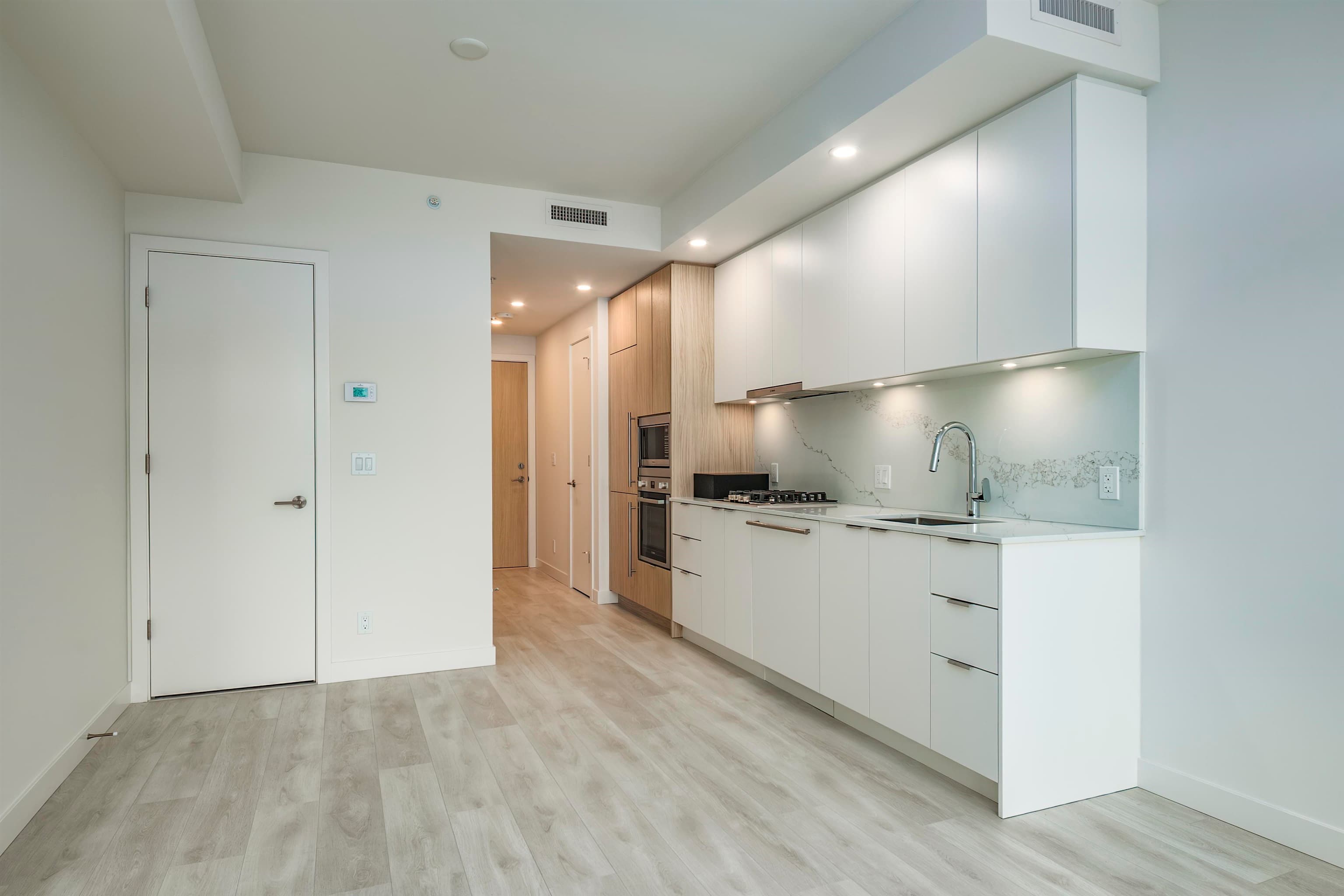 19FL - 537 Cottonwood Avenue, Coquitlam, V3J 0S4 — photo 3