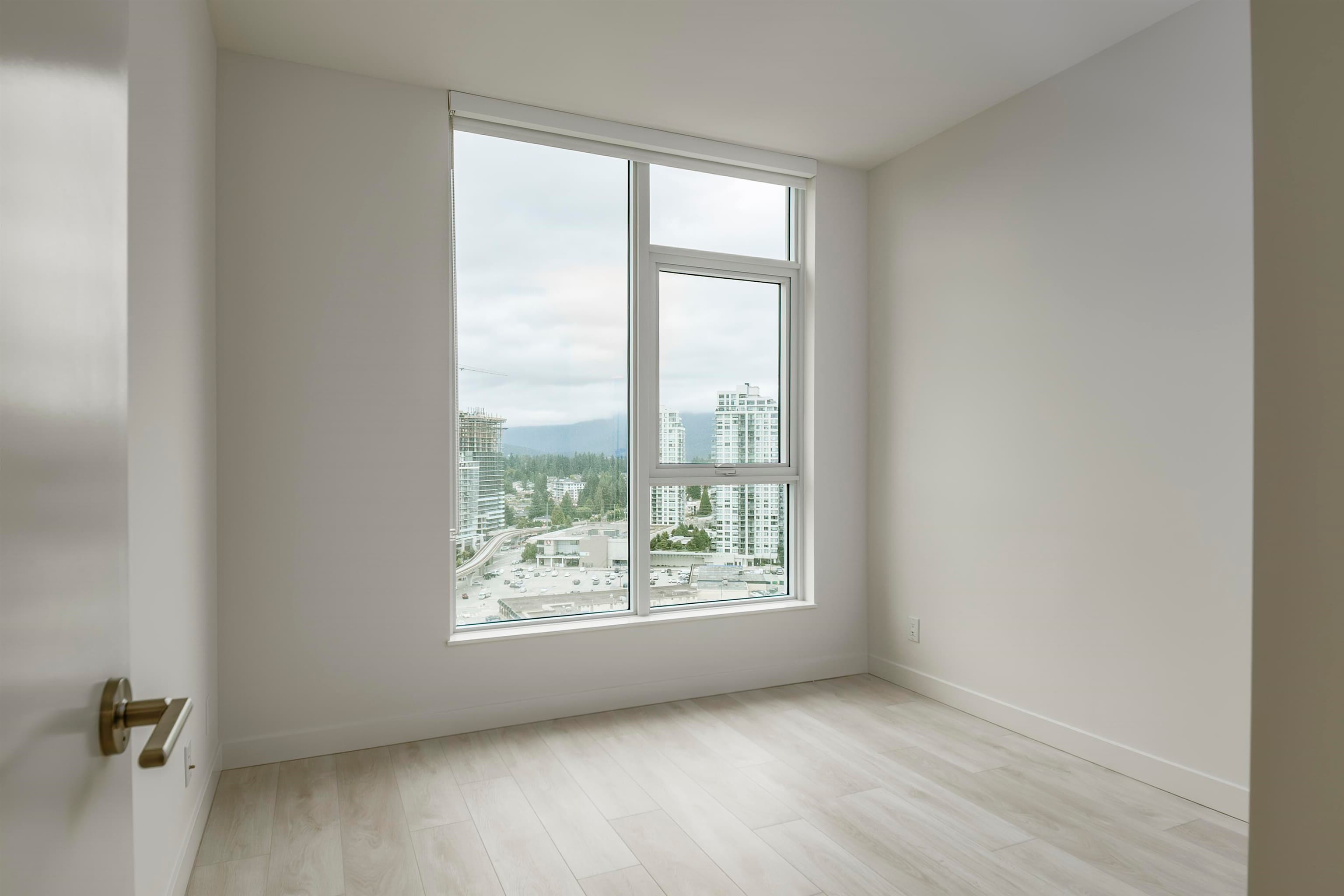 19FL - 537 Cottonwood Avenue, Coquitlam, V3J 0S4 — photo 5
