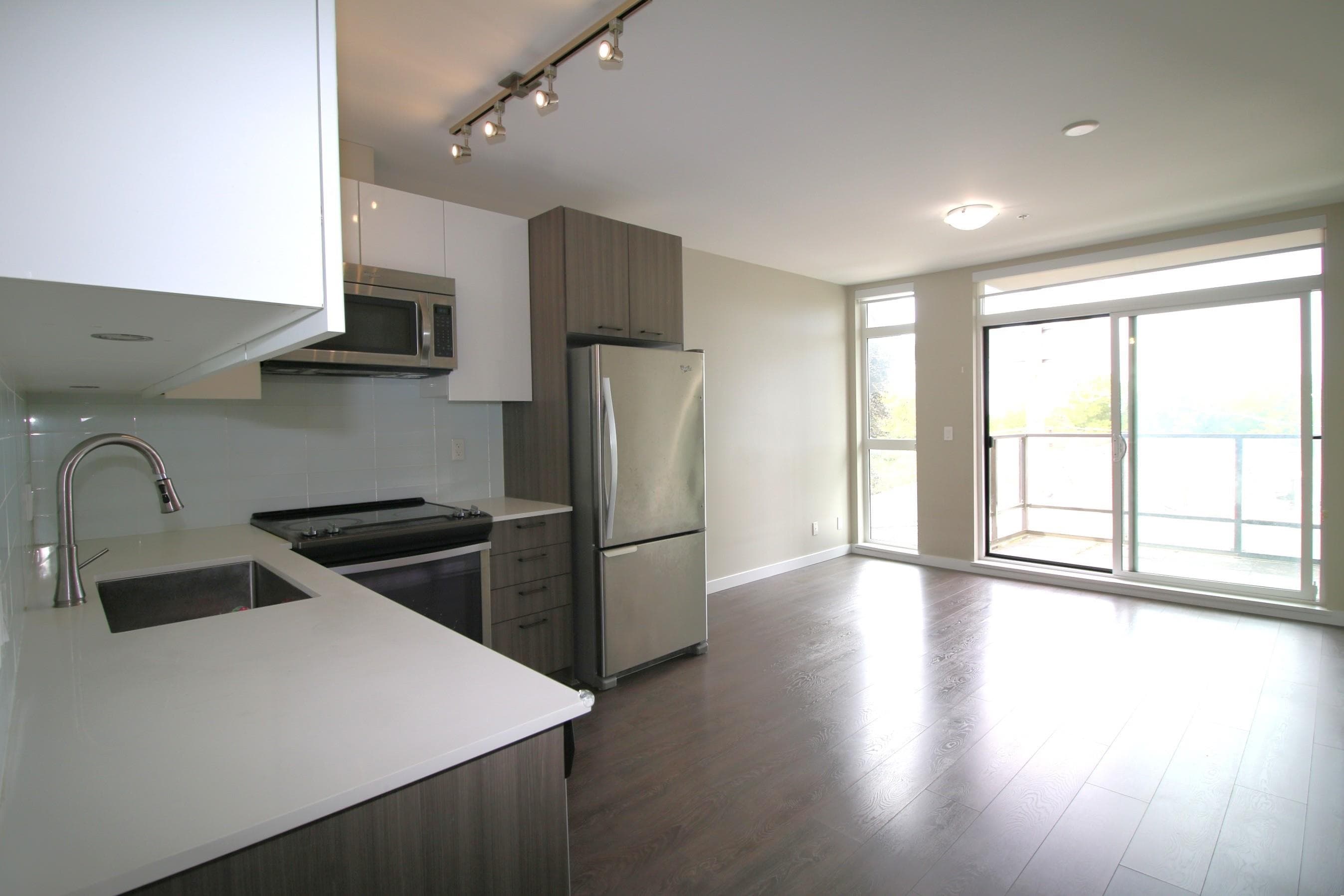 306 - 6555 Victoria Drive, Vancouver