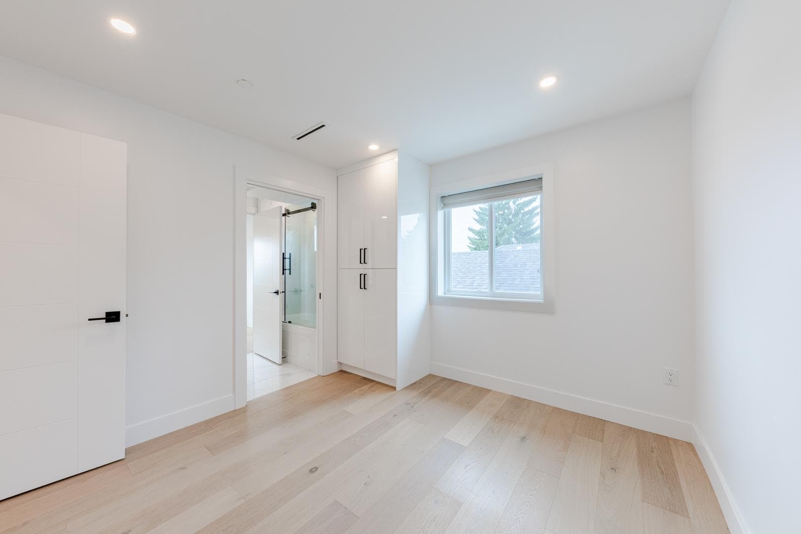 2723 Turner Street, Vancouver, V5K 2G8 — photo 4