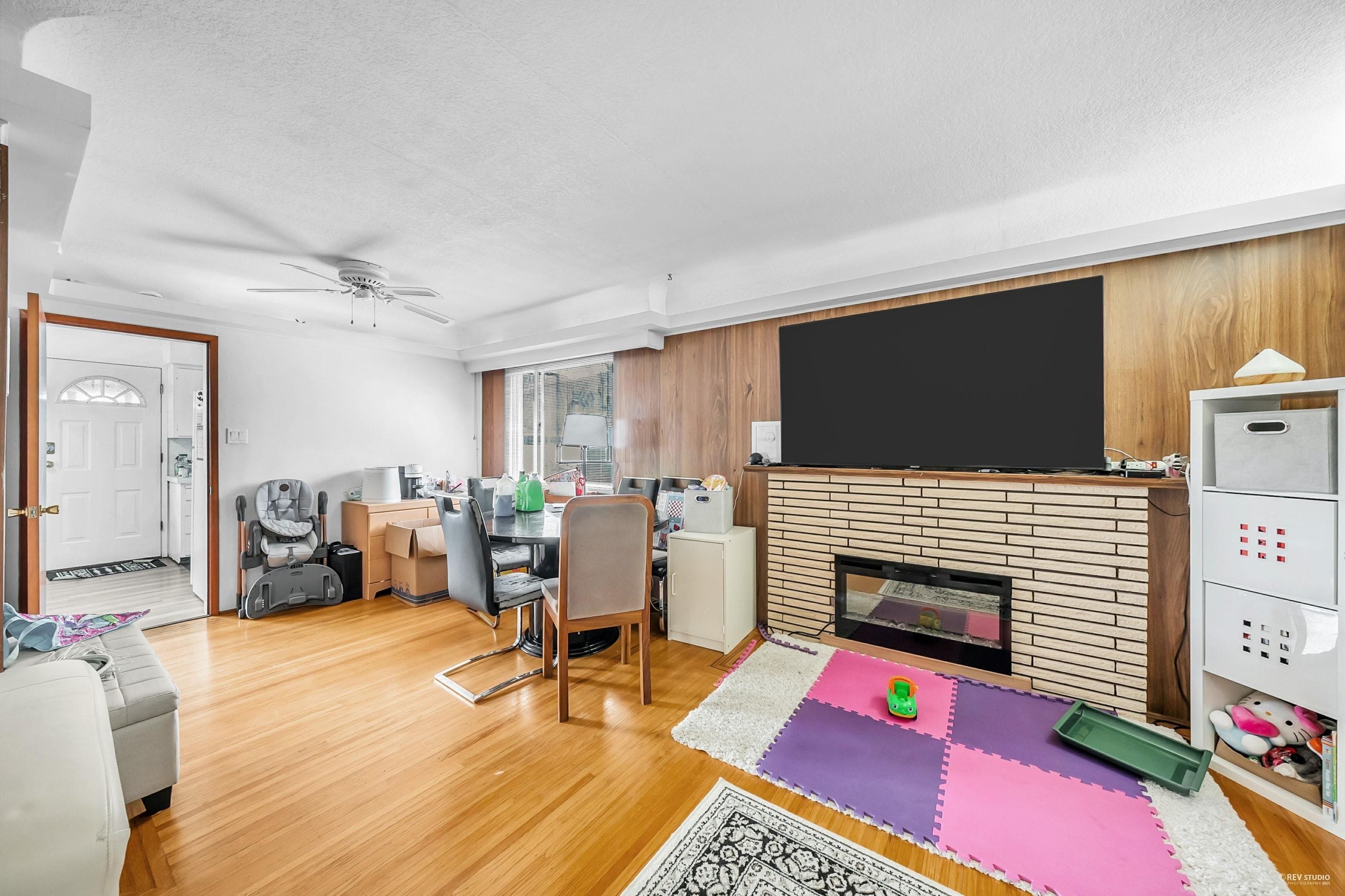 2975 E 41st Avenue, Vancouver, V5R 2X7 — photo 4
