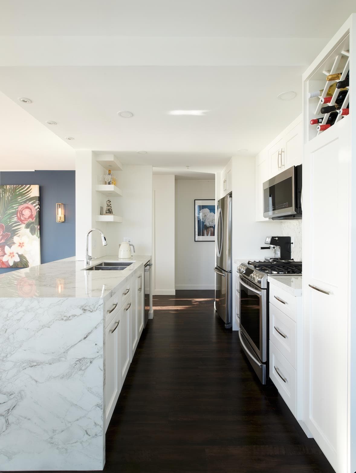 1077 Marinaside Crescent, Vancouver, V6Z 2Z4 — photo 2