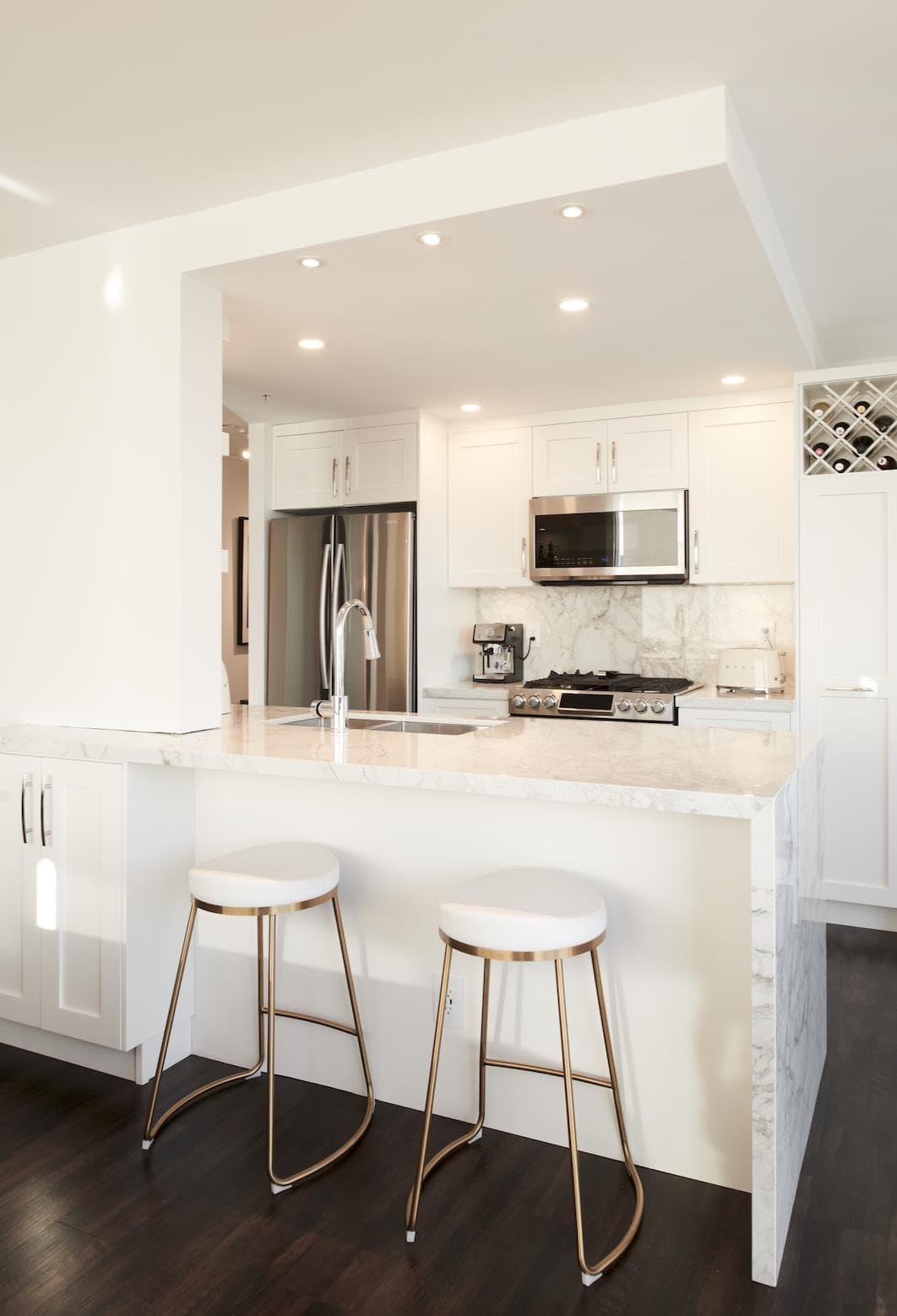 1077 Marinaside Crescent, Vancouver, V6Z 2Z4 — photo 3