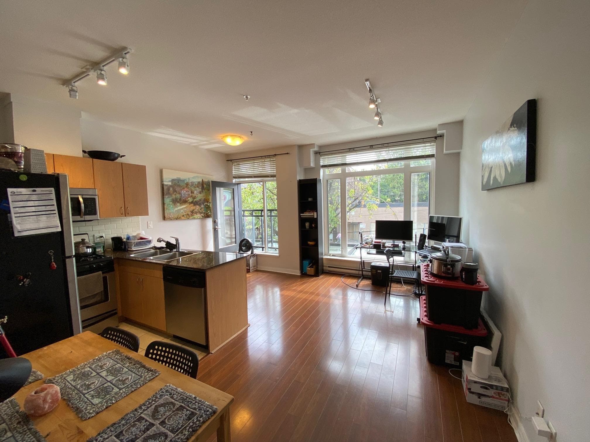 202 - 4479 W 10th Avenue, Vancouver, V6R 2H8 — photo 3