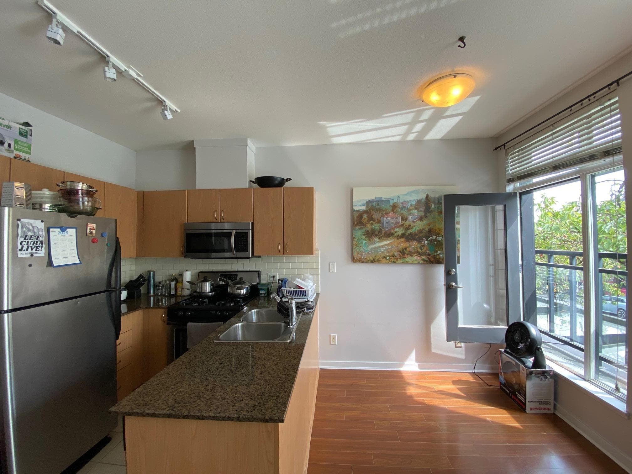 202 - 4479 W 10th Avenue, Vancouver, V6R 2H8 — photo 4