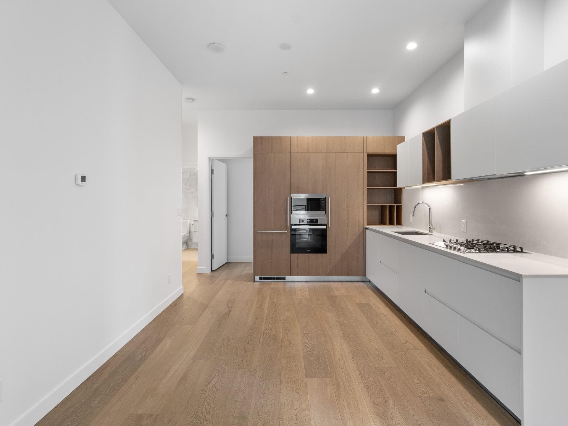 307 - 6000 Mckay Avenue, Burnaby, V5H 0K2 — photo 5