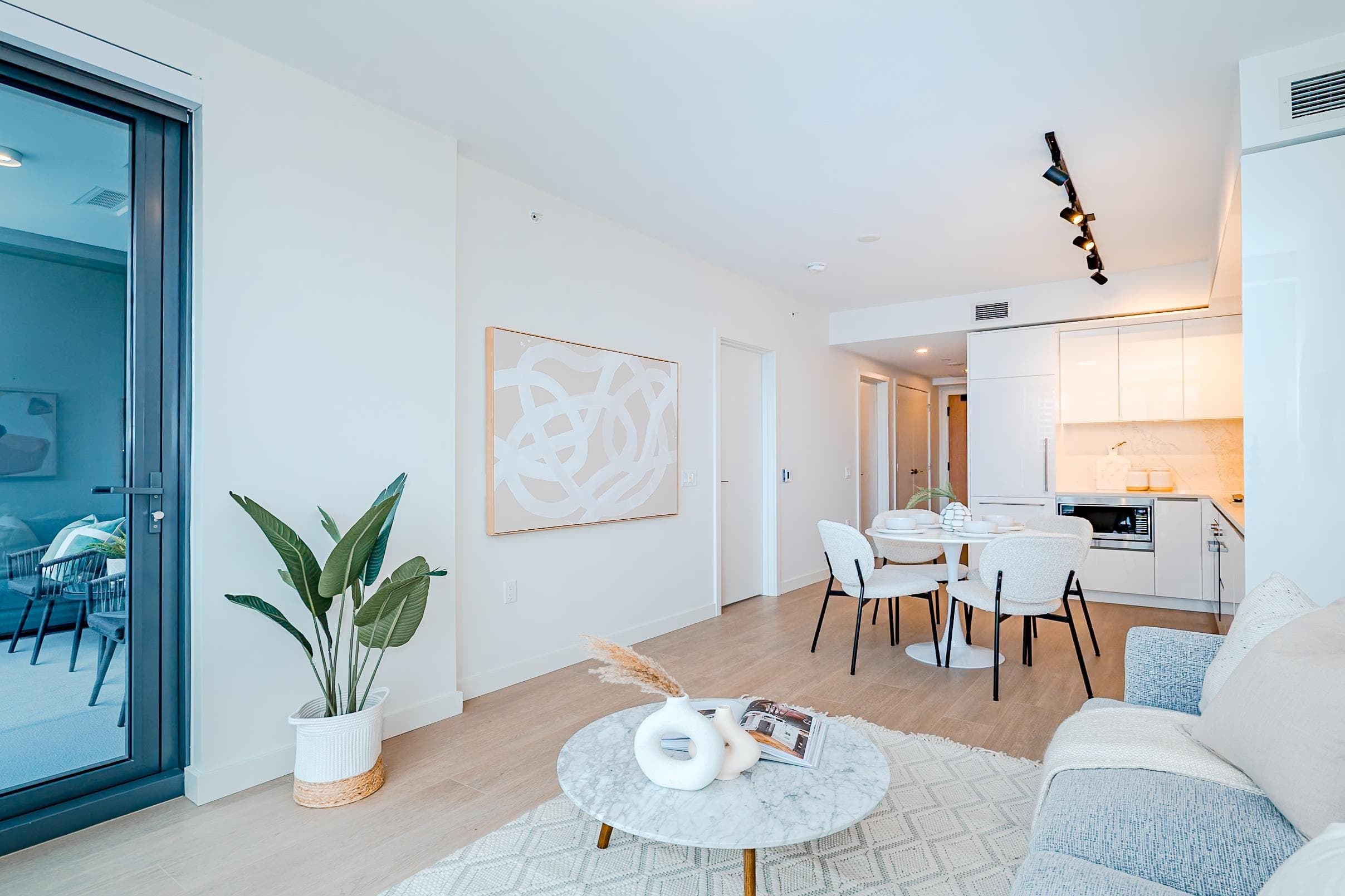 306 - 5987 Wilson Avenue, Burnaby, V5H 0L7 — photo 3