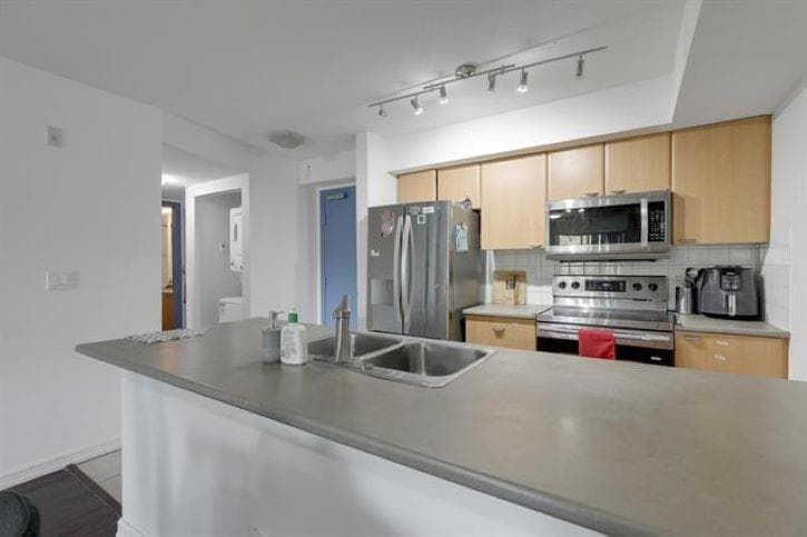 307 - 10088 148 Street, Surrey, V3R 3M9 — photo 2