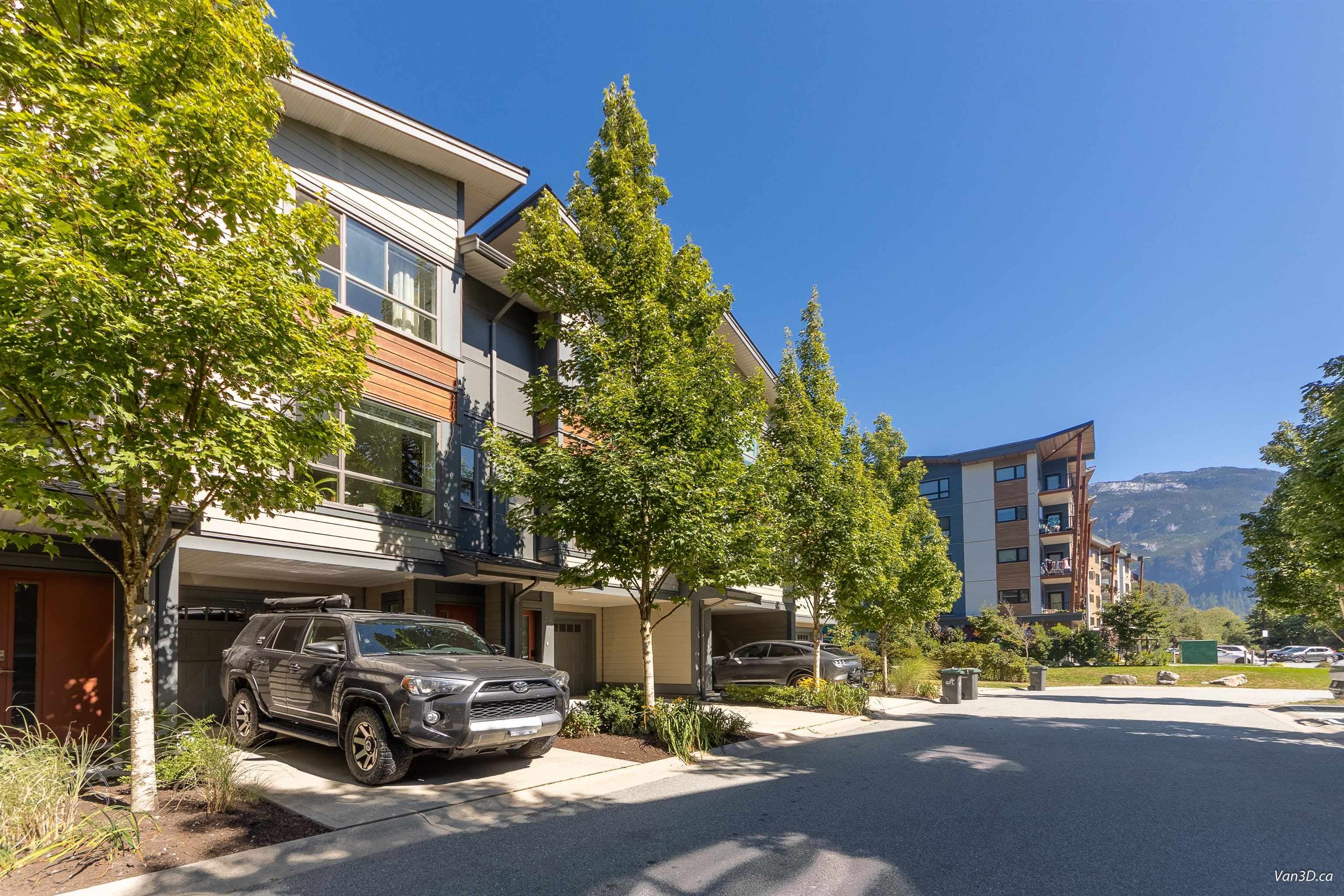 33 - 38684 Buckley Avenue, Squamish, V0N 3G0 — photo 1