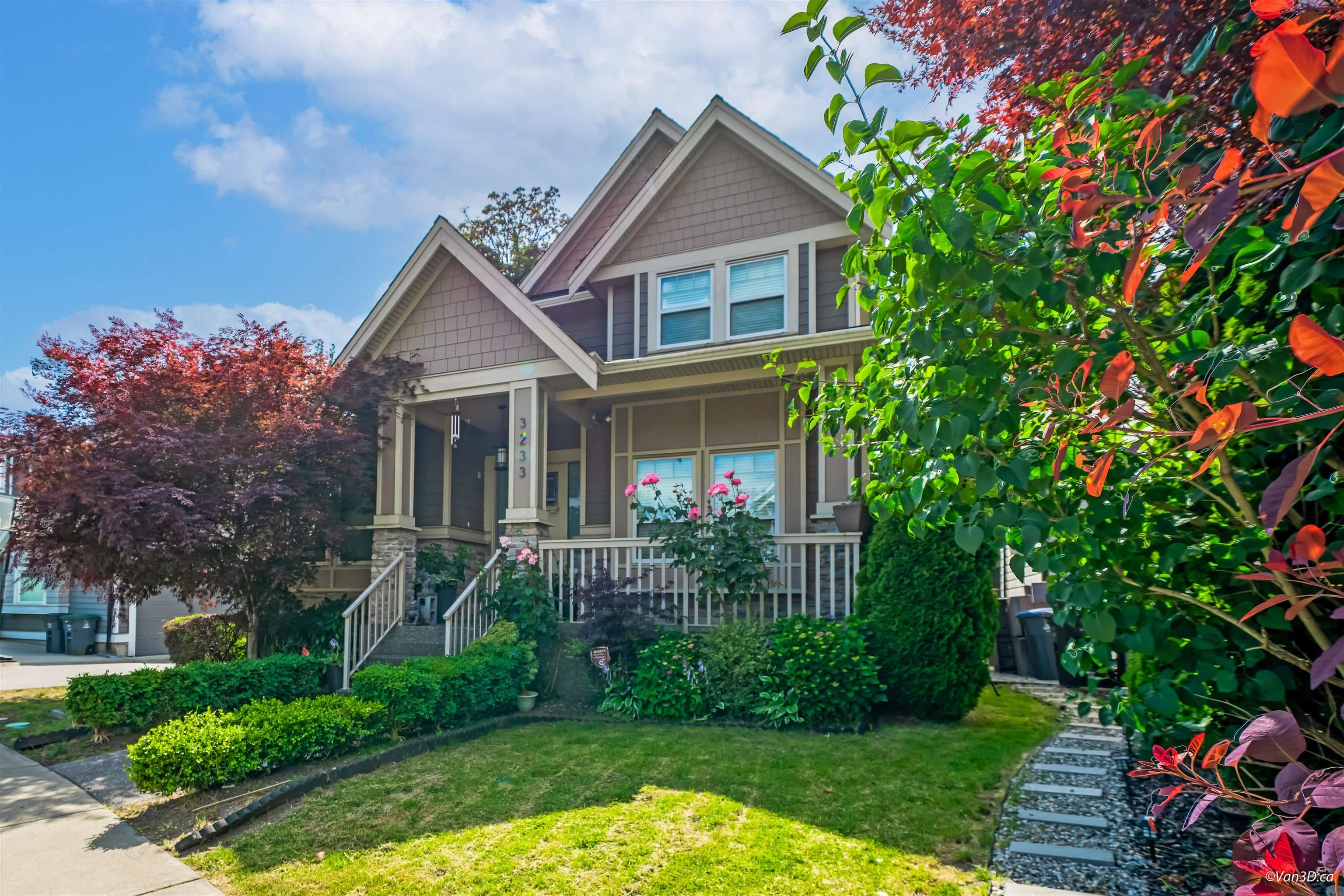 3233 147 Street, Surrey — sold