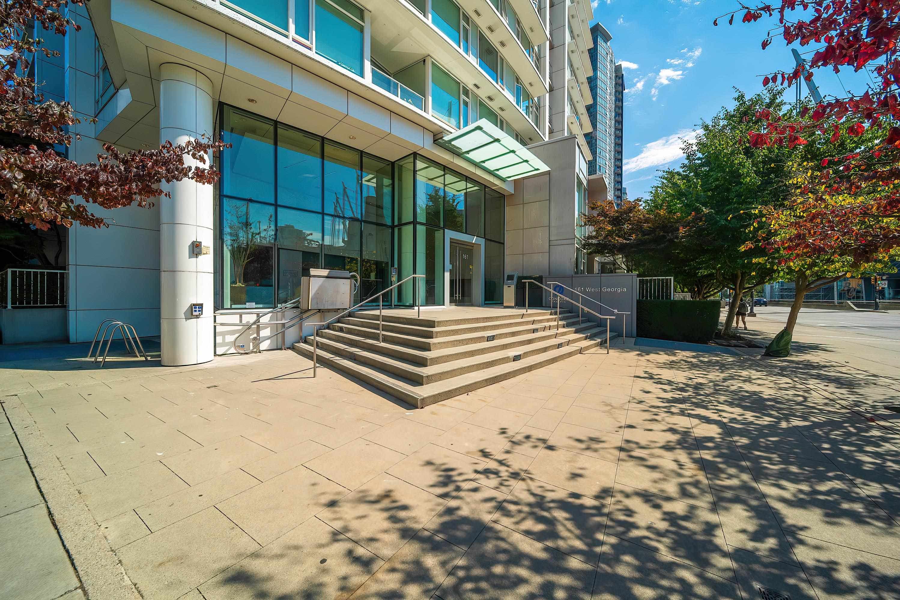 2302 - 161 W Georgia Street, Vancouver, V6B 0K9 — photo 1