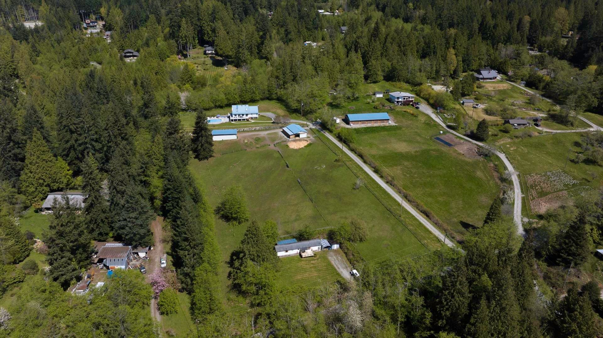 2010 Ranch Road, Roberts Creek