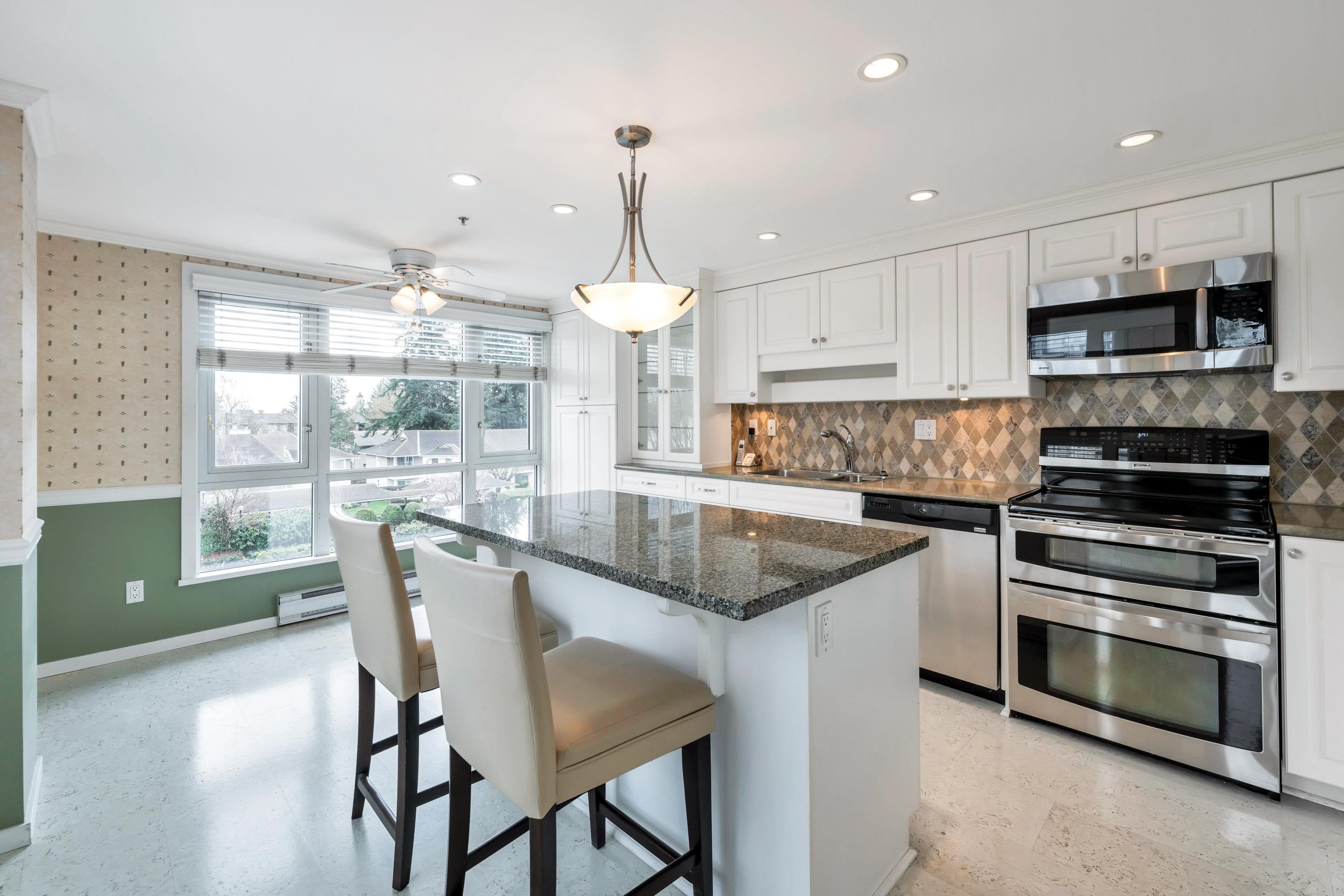 404 - 9978 148 Street, Surrey, V3R 0P9 — photo 3