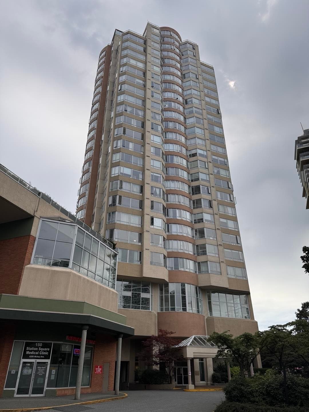 1603 - 6240 Mckay Avenue, Burnaby, V5H 4L8 — photo 1